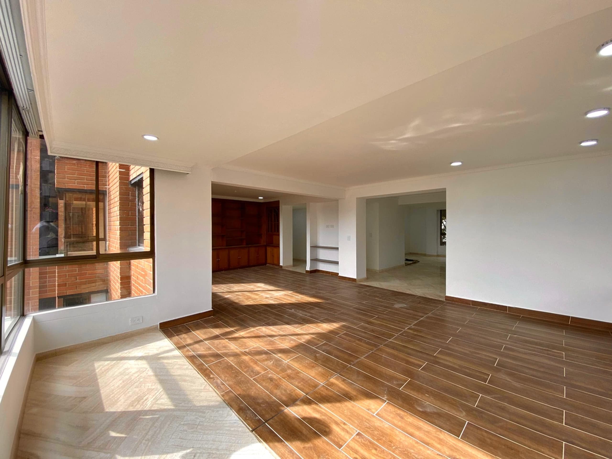 Apartamento en arriendo en Transversal Inferior, Poblado, Medellín — foto 2 de 20