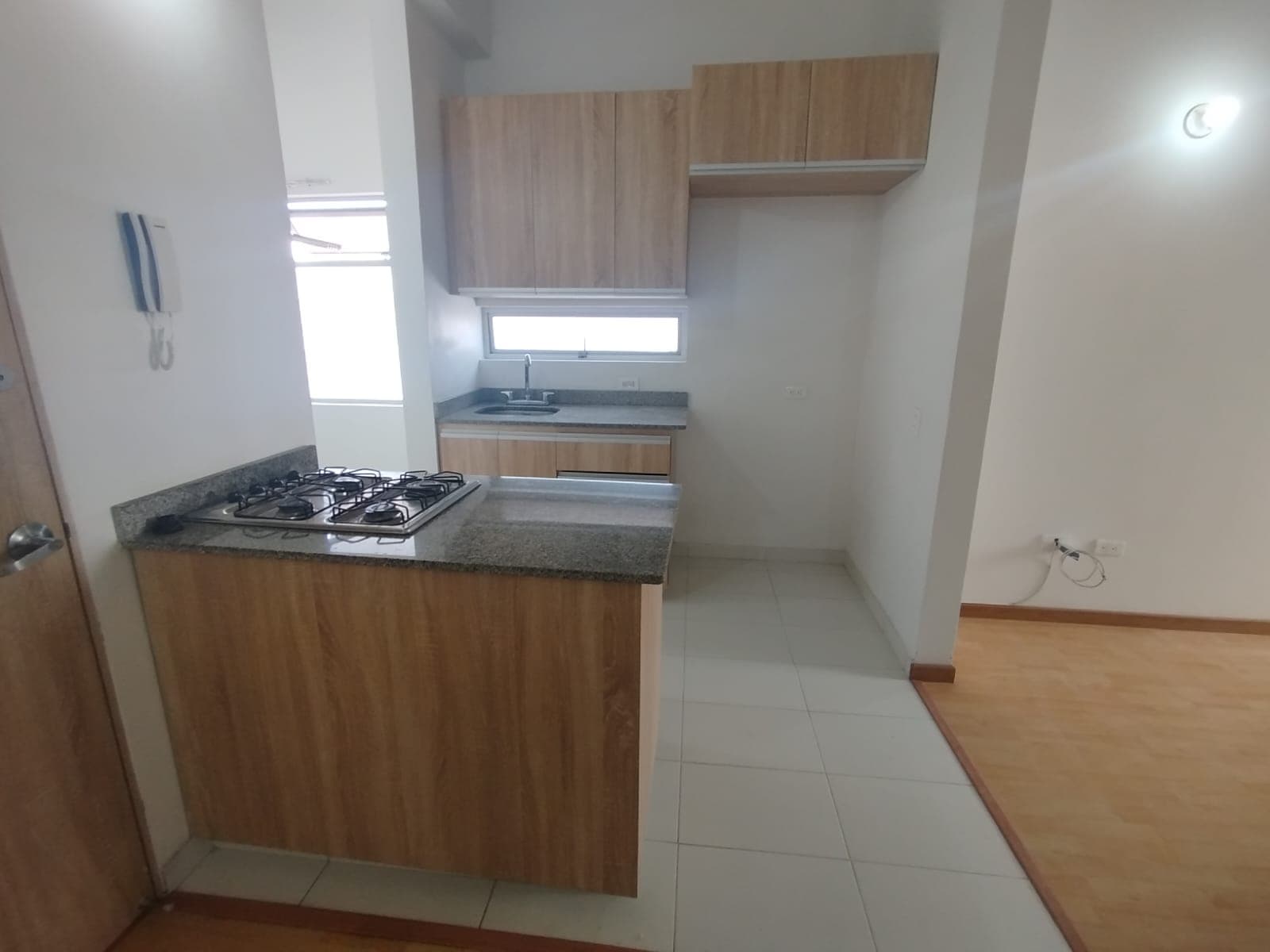 Apartamento en arriendo en Rionegro — foto 1 de 14