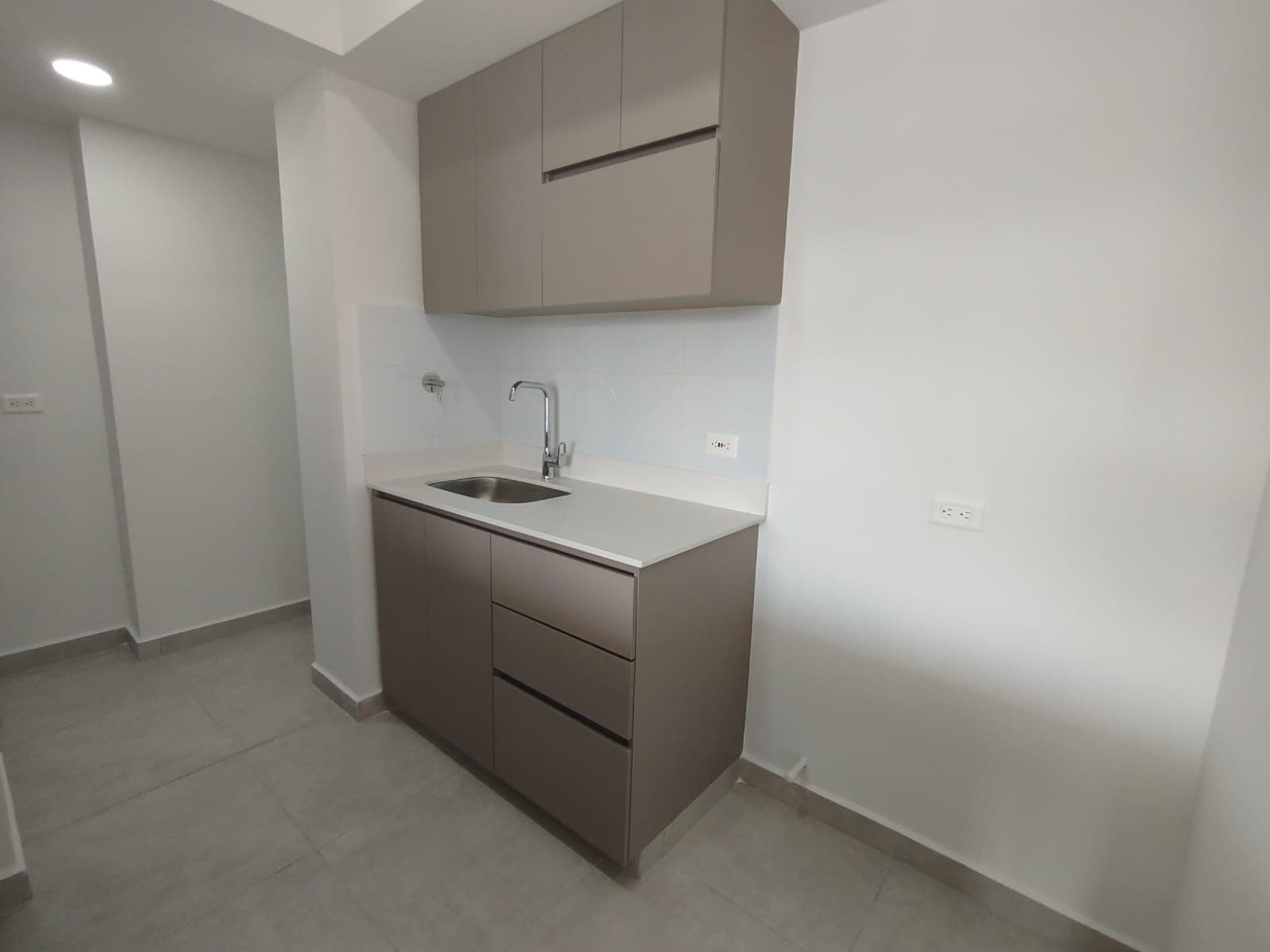 Apartamento en arriendo en Maria Auxiliadora, Sabaneta — foto 2 de 15
