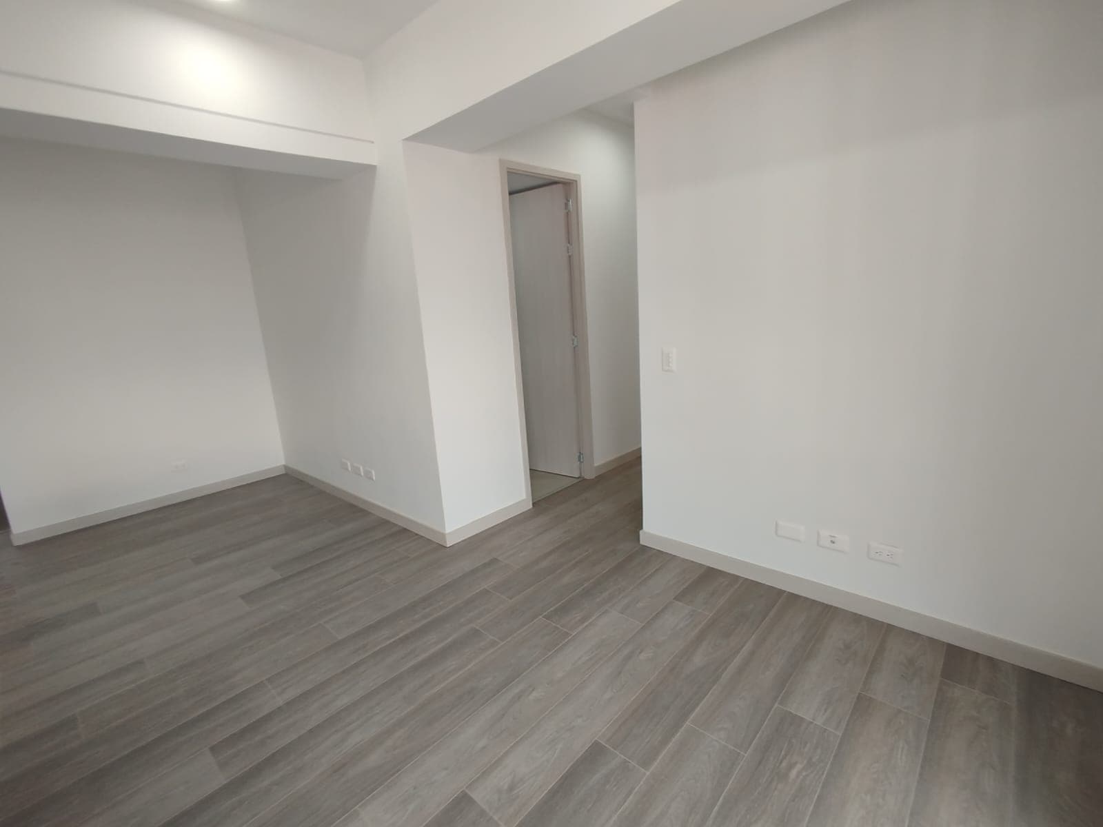 Apartamento en arriendo en Maria Auxiliadora, Sabaneta — foto 5 de 17