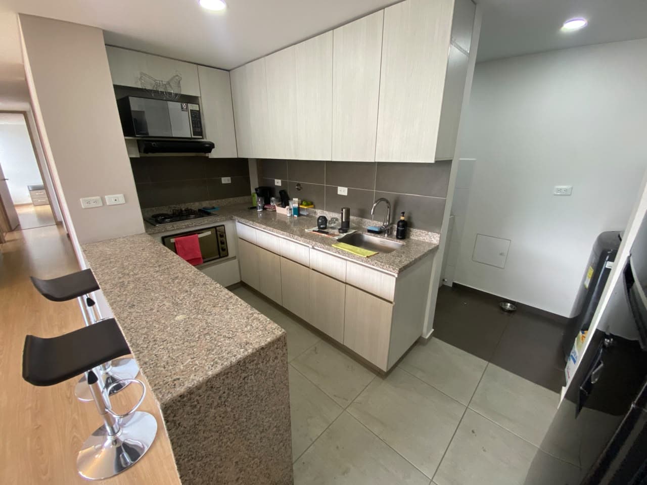 Apartamento en arriendo en San Remo, Sabaneta — foto 1 de 20