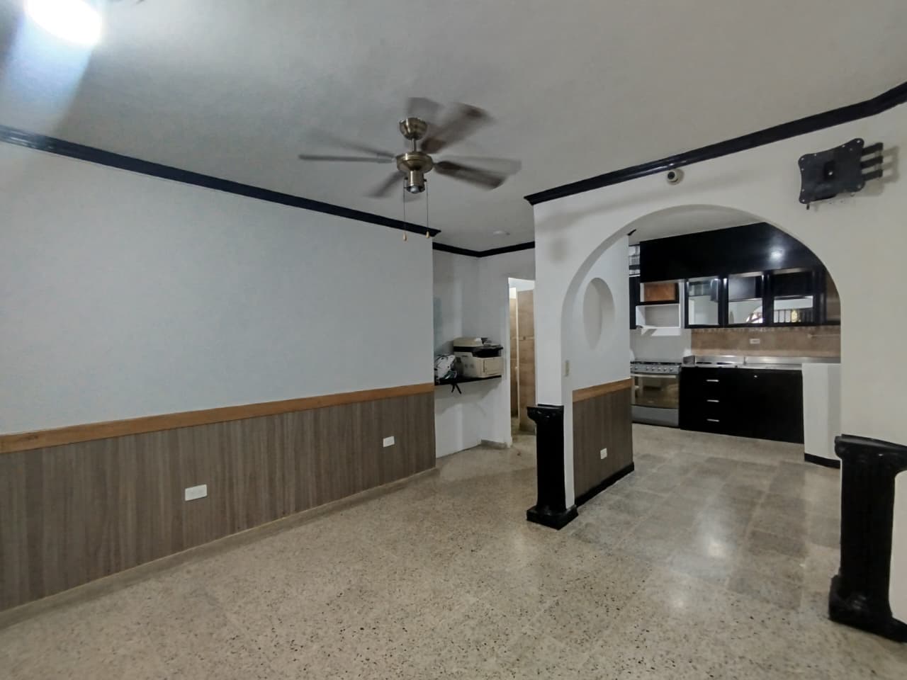 Local en arriendo en Laureles, Medellín — foto 2 de 11