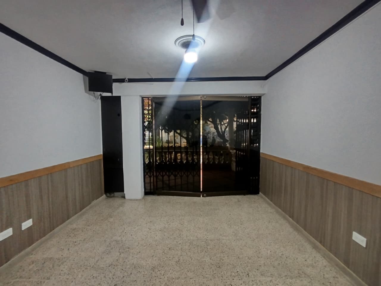 Local en arriendo en Laureles, Medellín — foto 3 de 11