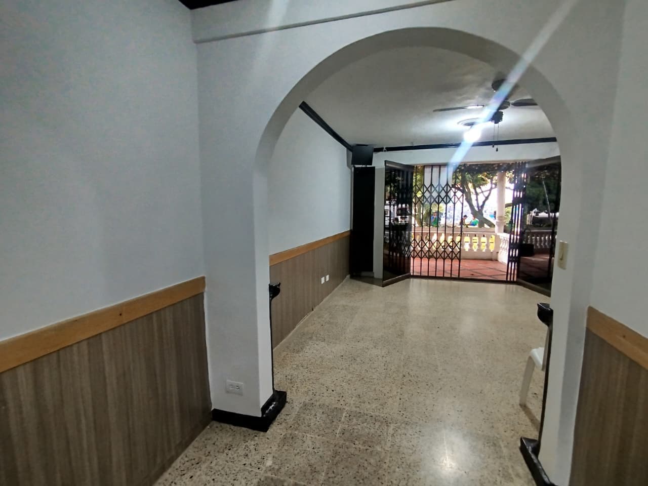 Local en arriendo en Laureles, Medellín — foto 5 de 11