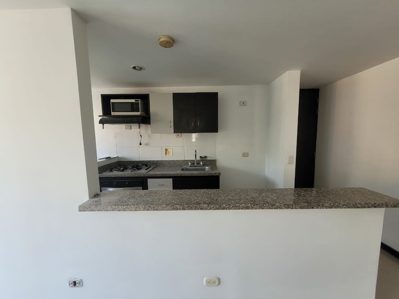 Apartamento en arriendo en El Trianón, Envigado — foto 4 de 17