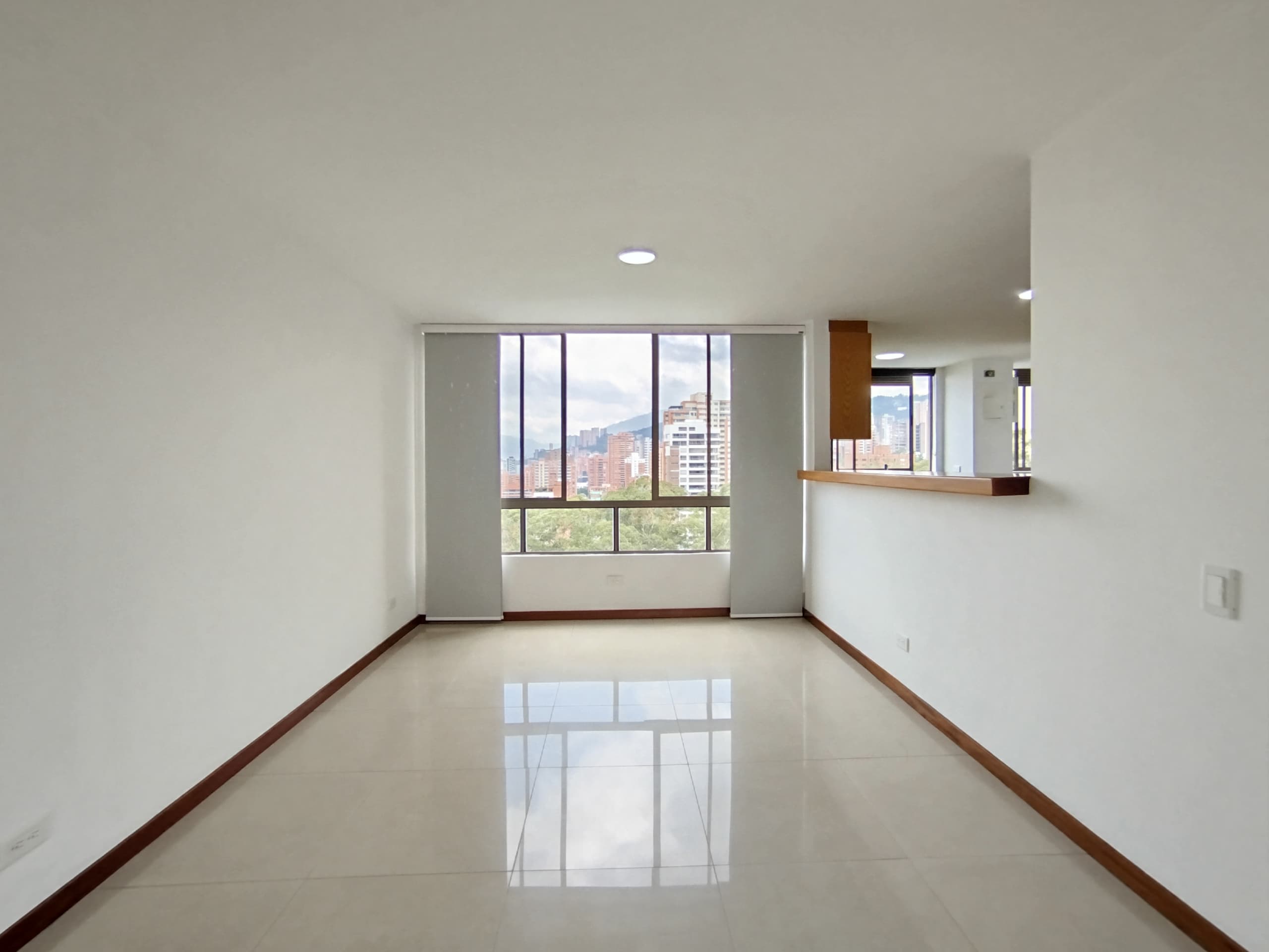 Apartamento en arriendo en Milla de Oro, Poblado, Medellín — foto 4 de 20