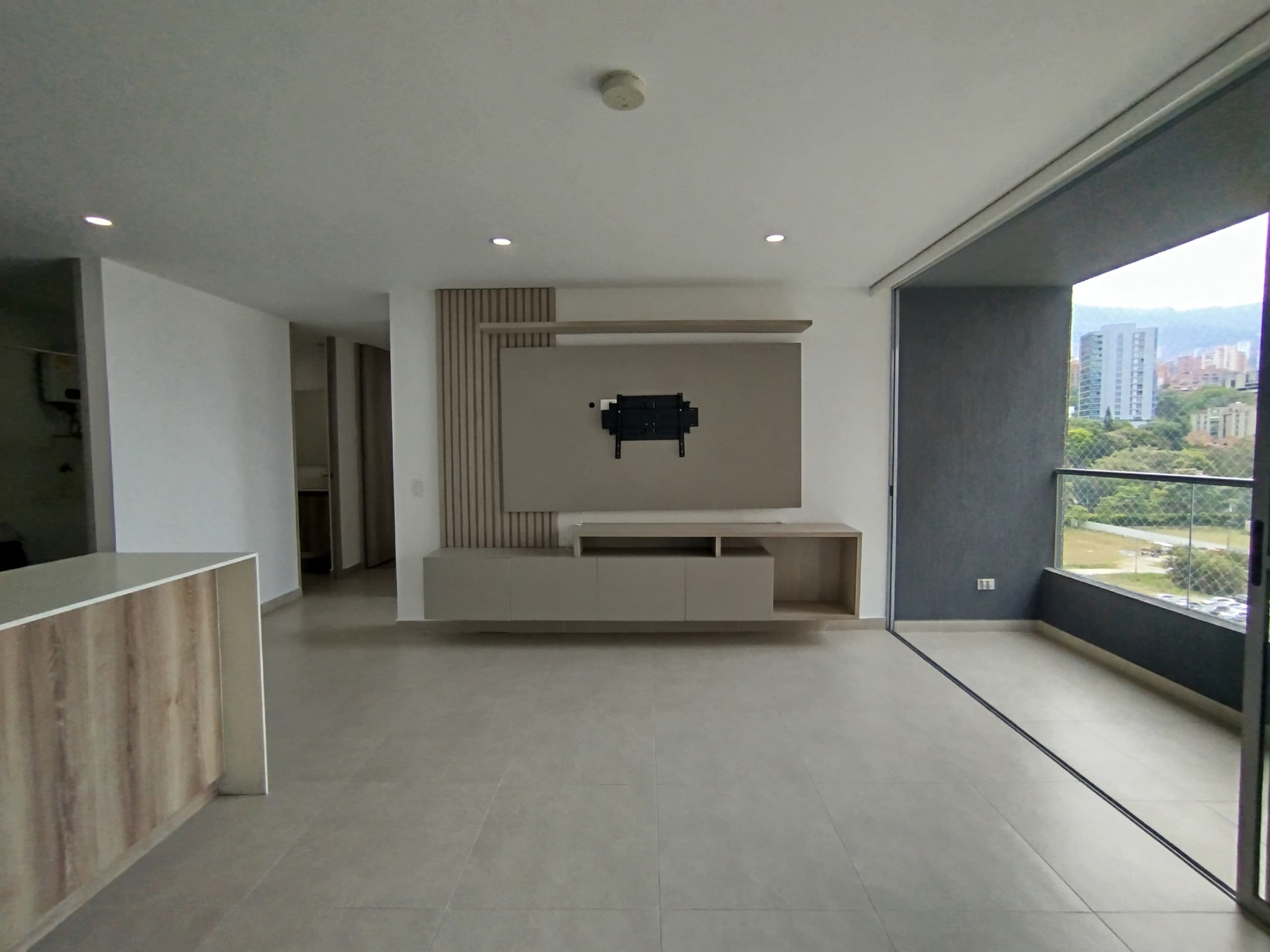 Apartamento en arriendo en Barrio Colombia, Poblado, Medellín — foto 3 de 20