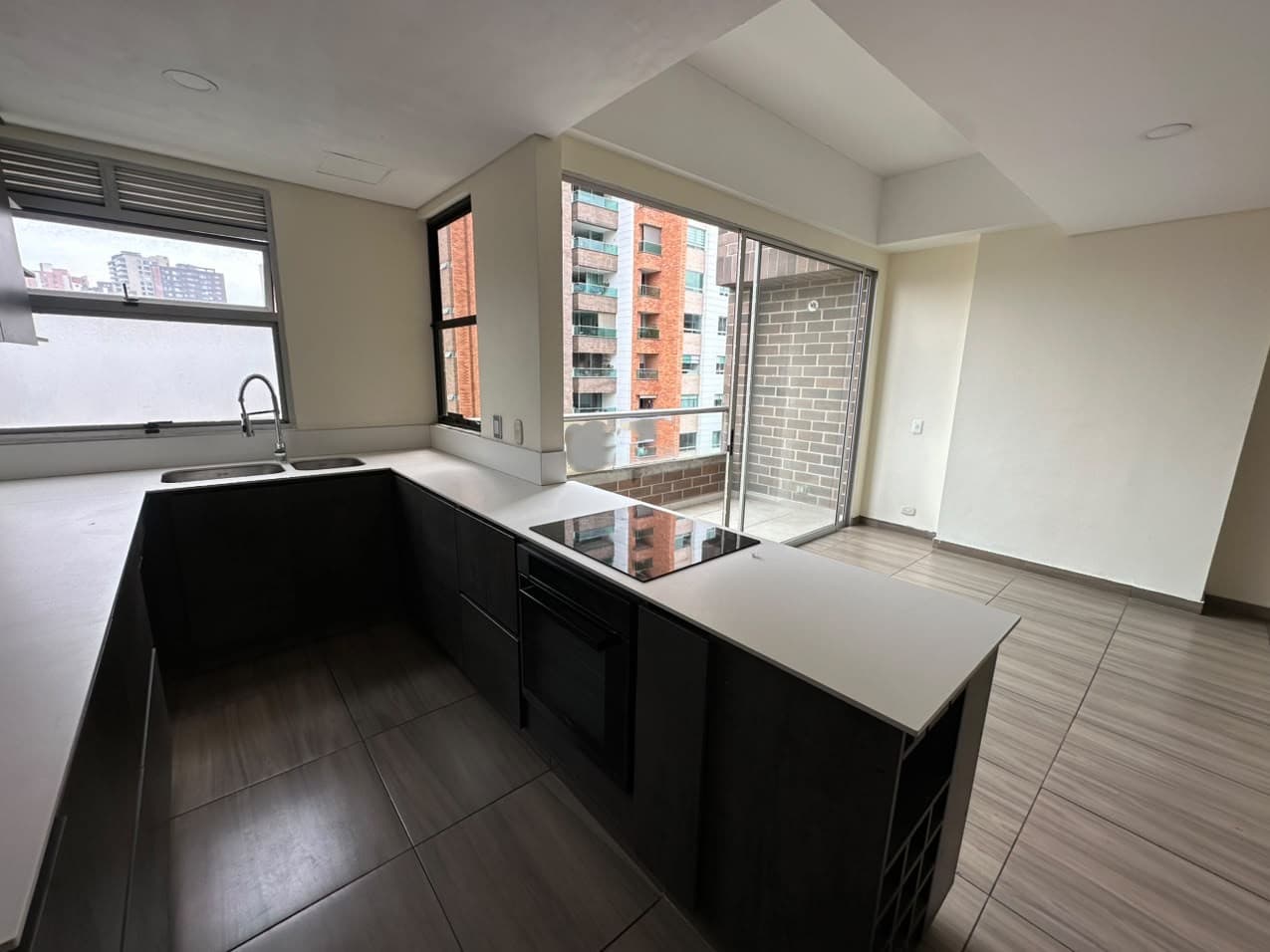 Apartamento en arriendo en Zuñiga, Envigado — foto 1 de 20