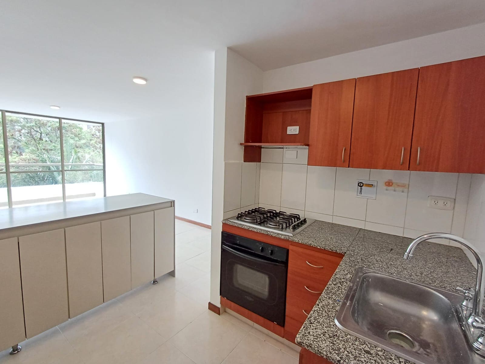 Apartamento en arriendo en Cumbres, Envigado — foto 2 de 20