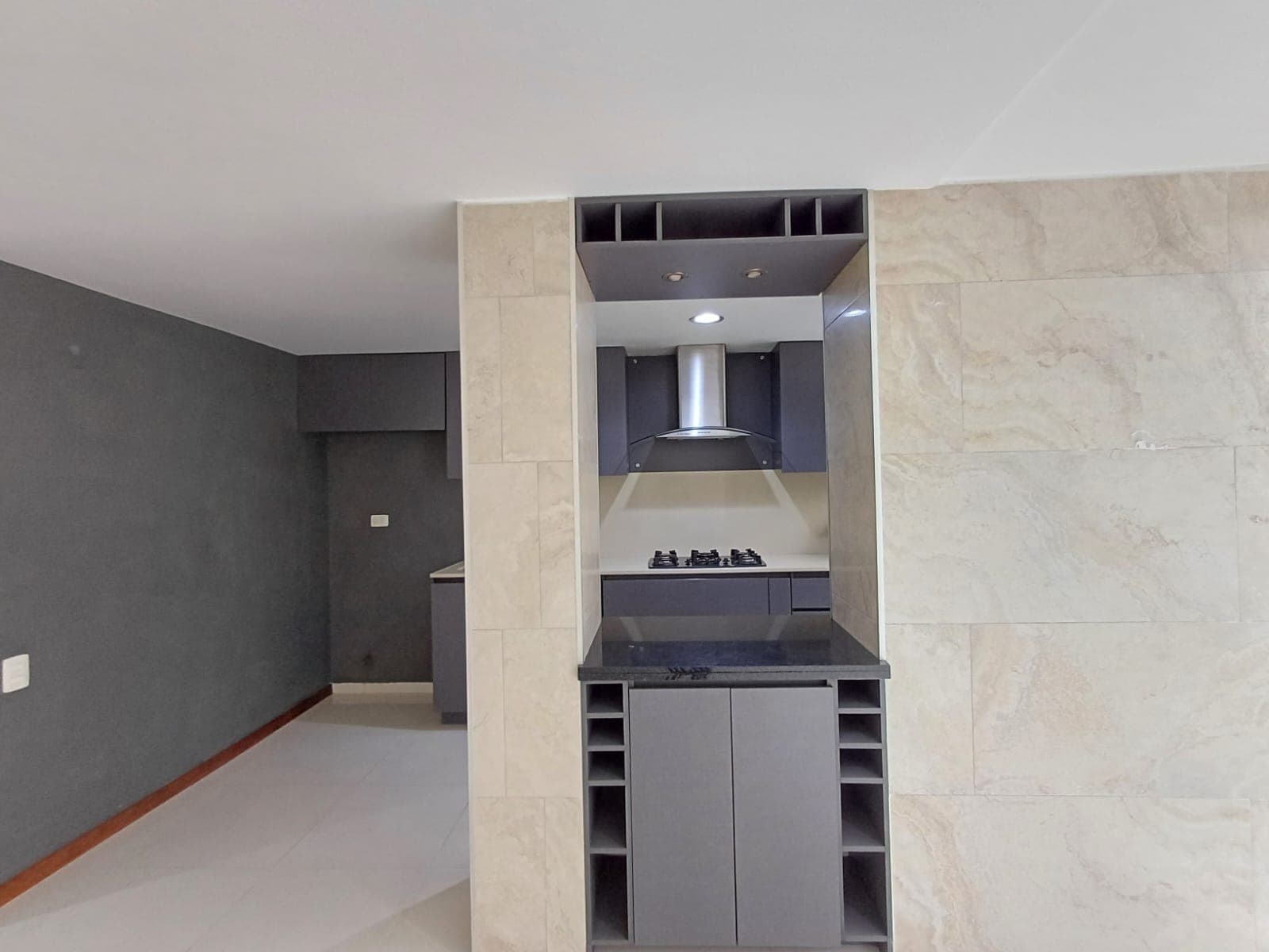 Casa Vivienda en arriendo en Cumbres, Envigado — foto 1 de 20