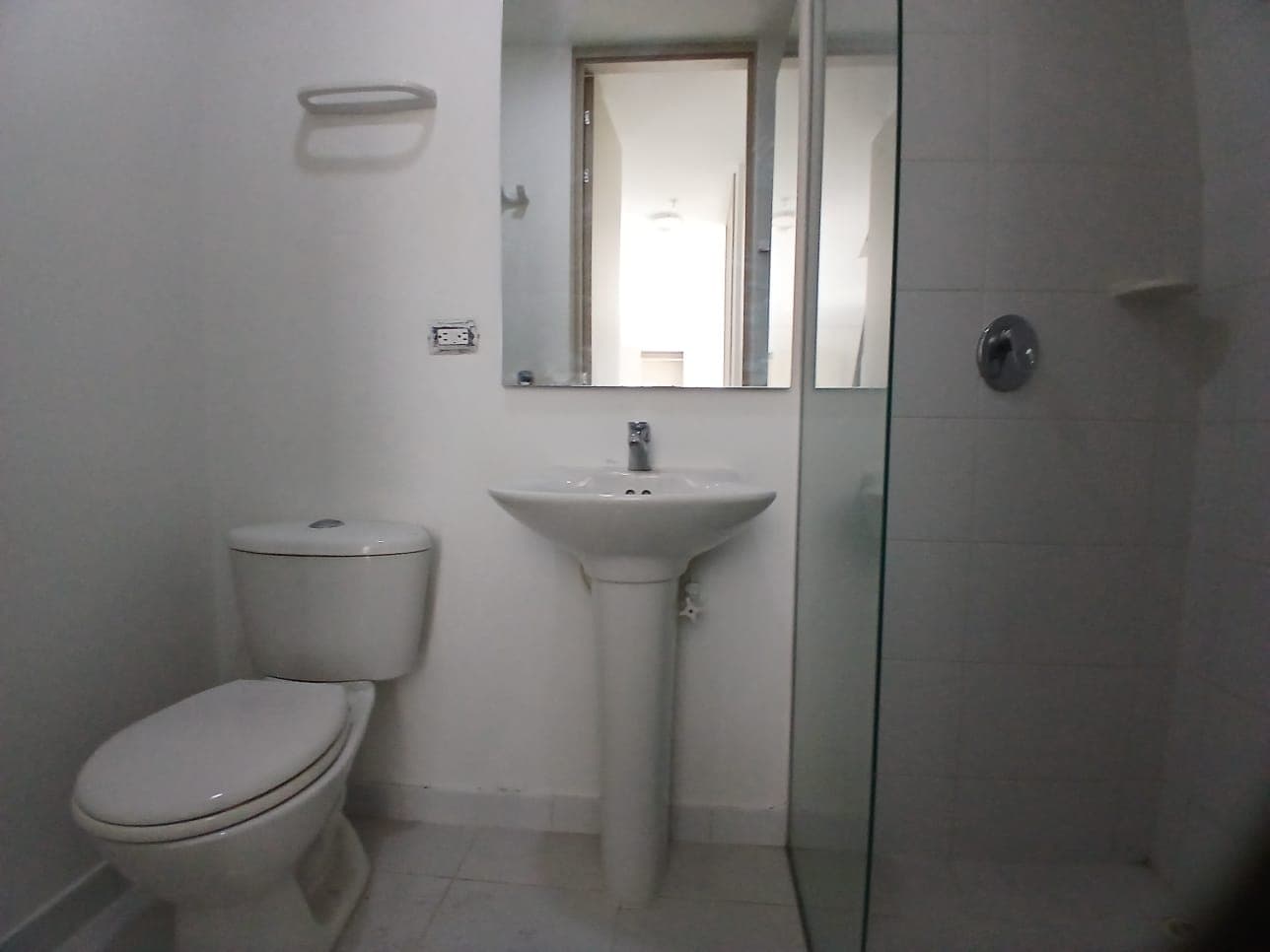 Apartamento en arriendo en Calasanz Parte Alta, La America, Medellín — foto 4 de 14
