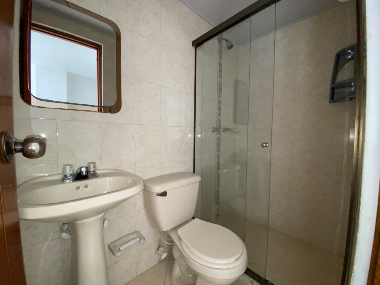 Apartamento en arriendo en Holanda, Sabaneta — foto 5 de 13