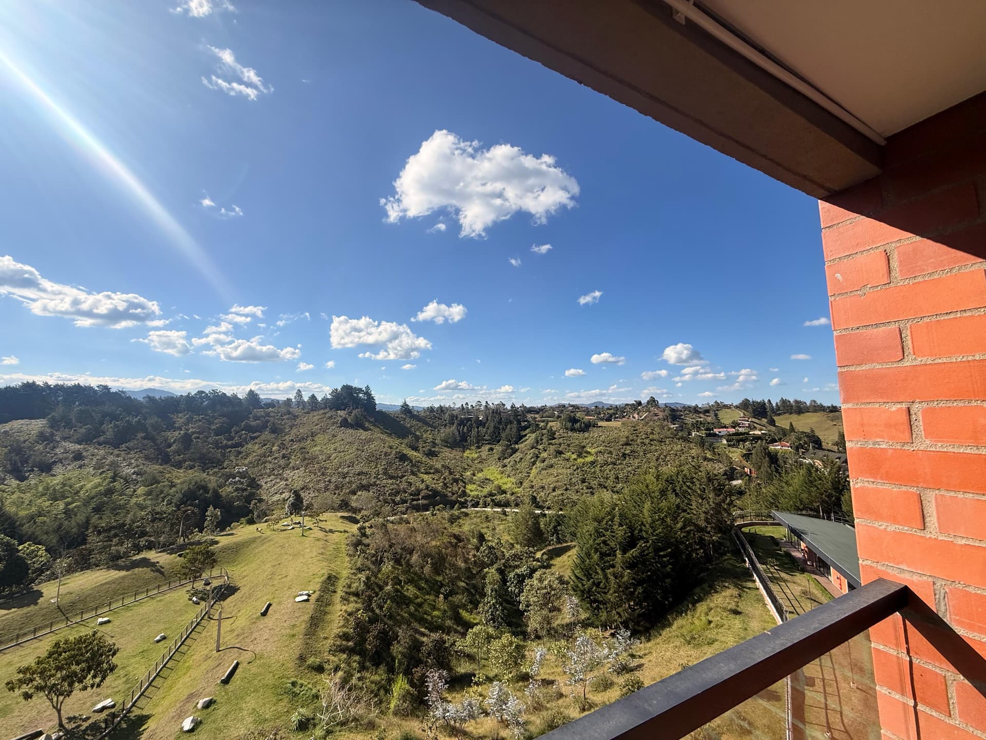 Apartamento en arriendo en Rionegro — foto 1 de 15