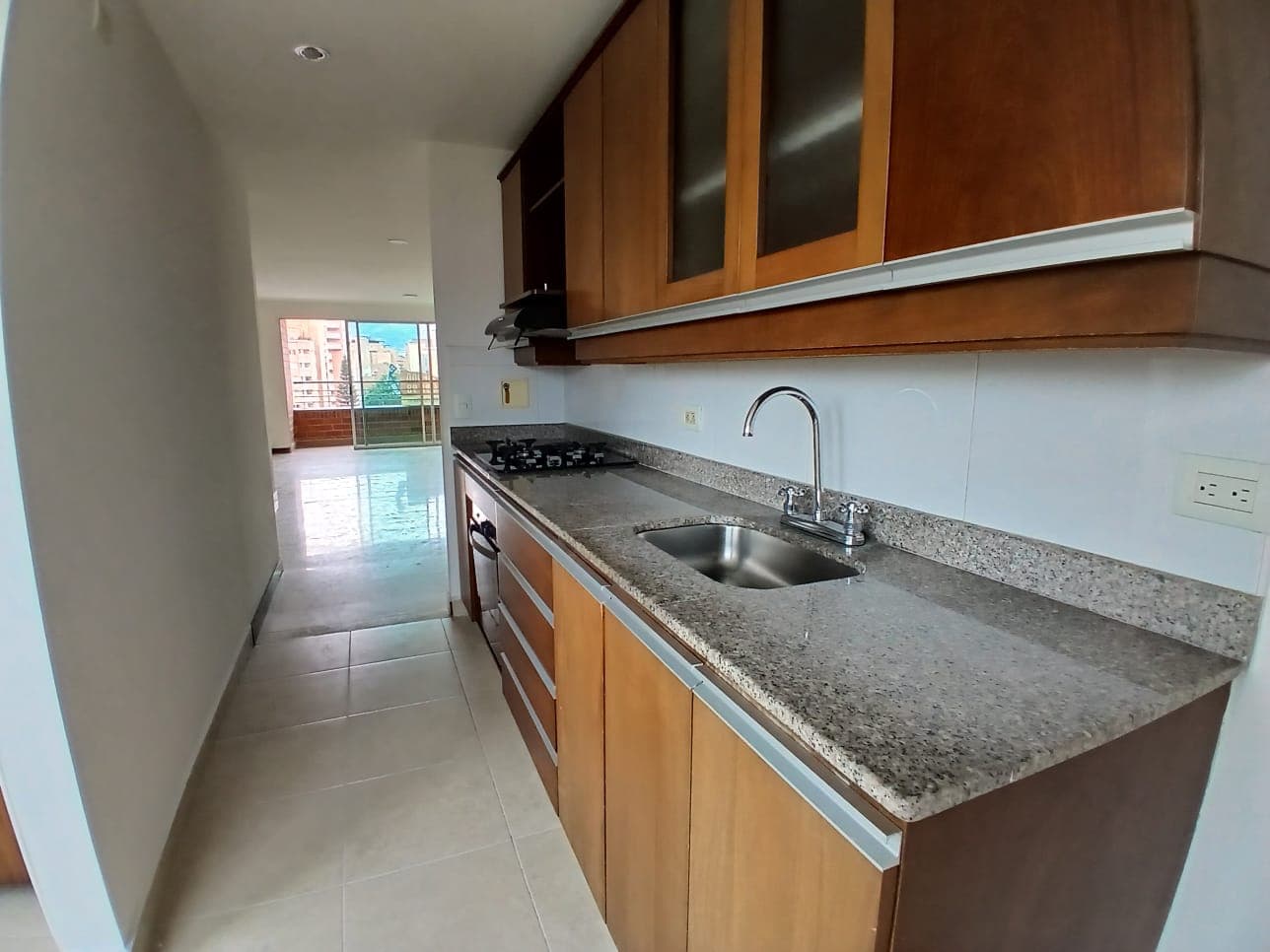 Apartamento en arriendo en Laureles, Medellín — foto 2 de 18