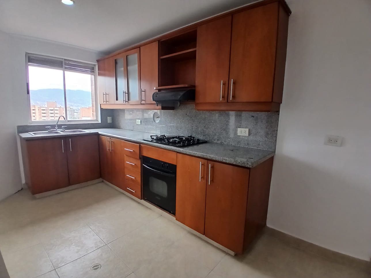 Apartamento en arriendo en Laureles, Medellín — foto 1 de 20