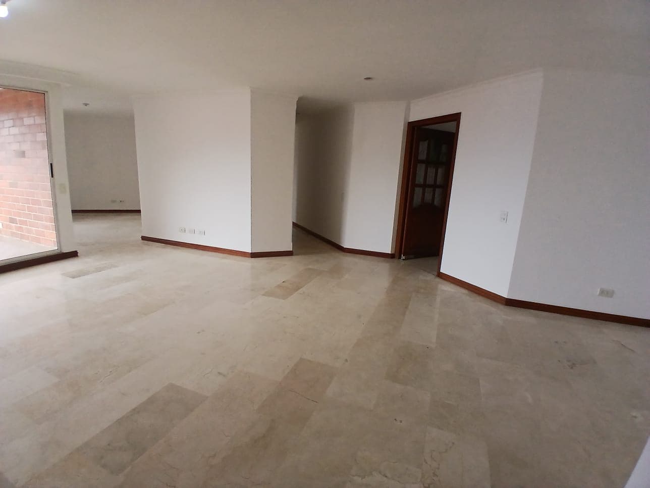 Apartamento en arriendo en Laureles, Medellín — foto 2 de 20