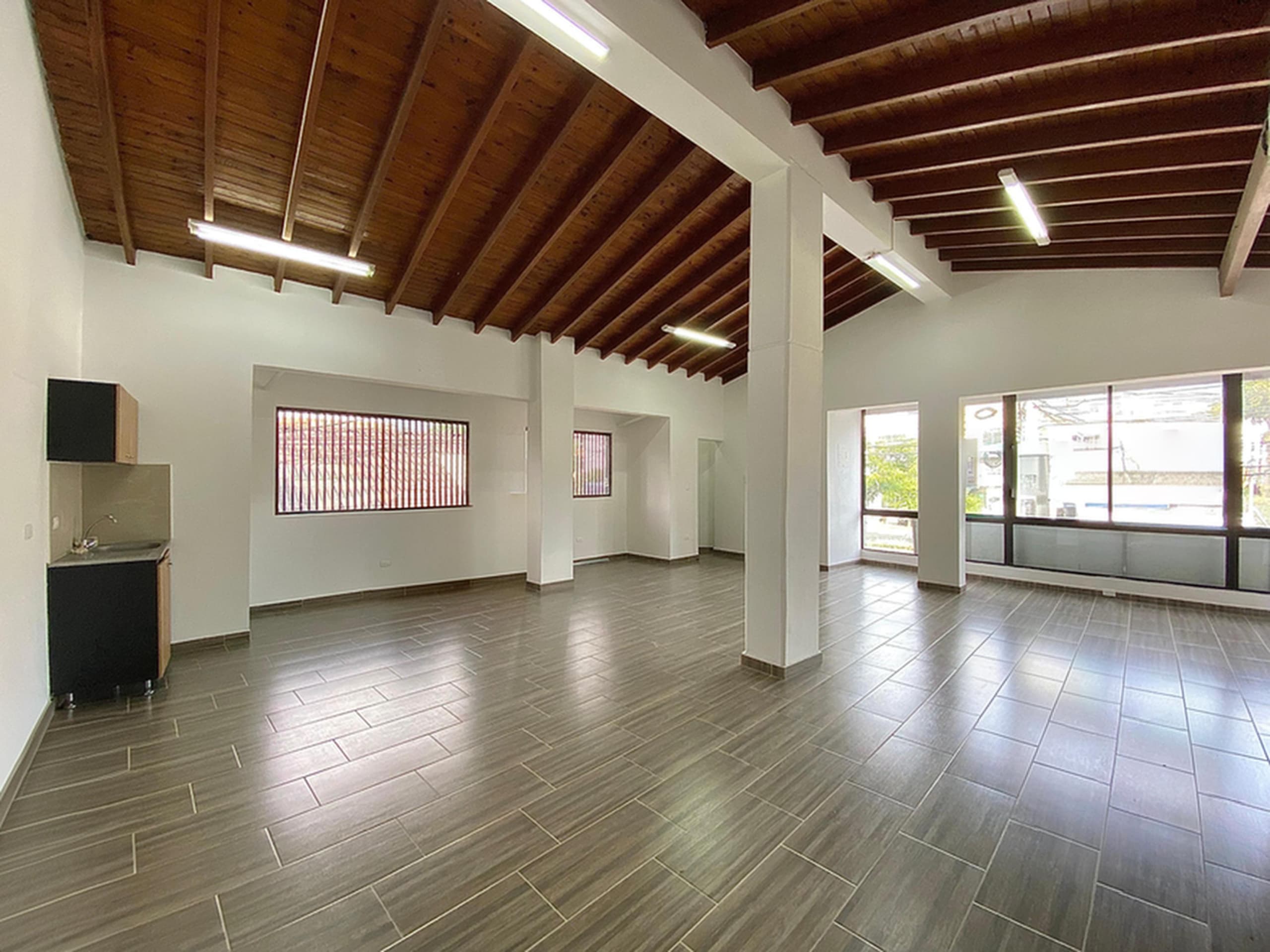 Oficina en arriendo en Guayabal, Belen, Medellín — foto 4 de 12