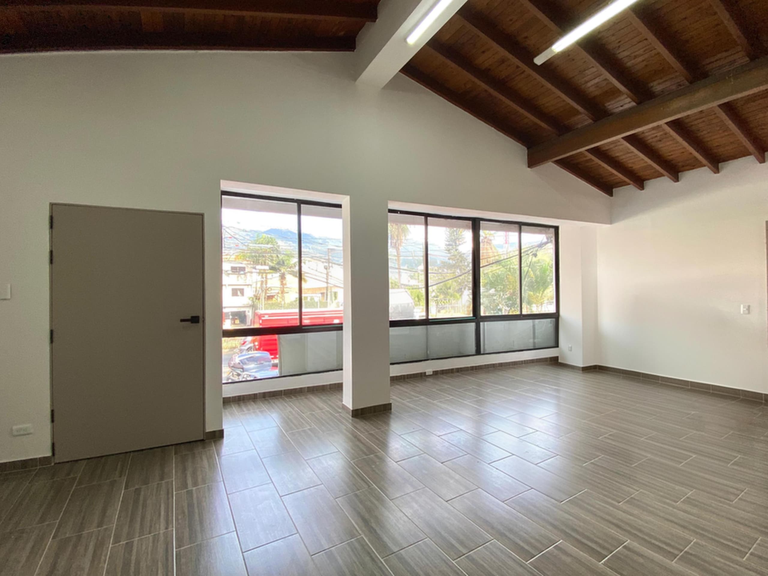 Oficina en arriendo en Guayabal, Belen, Medellín — foto 5 de 12