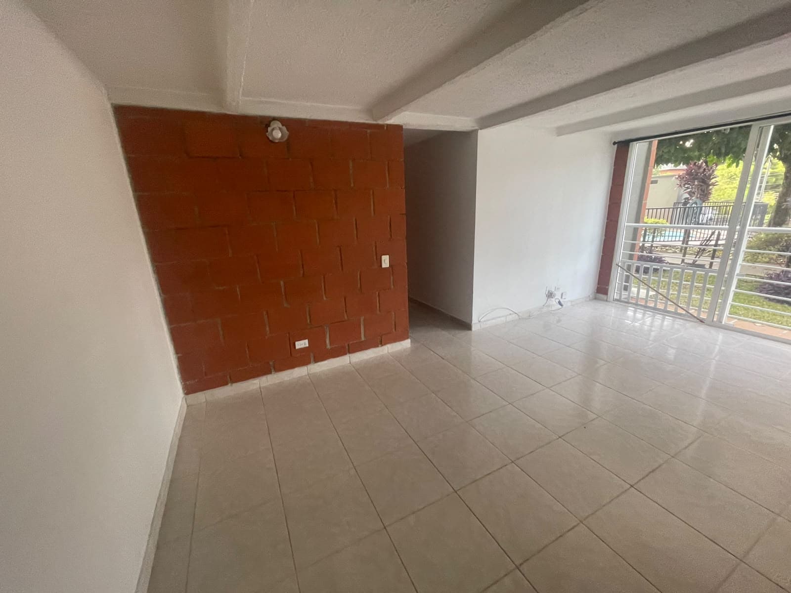 Apartamento en arriendo en Rodeo Alto, Belen, Medellín — foto 2 de 16