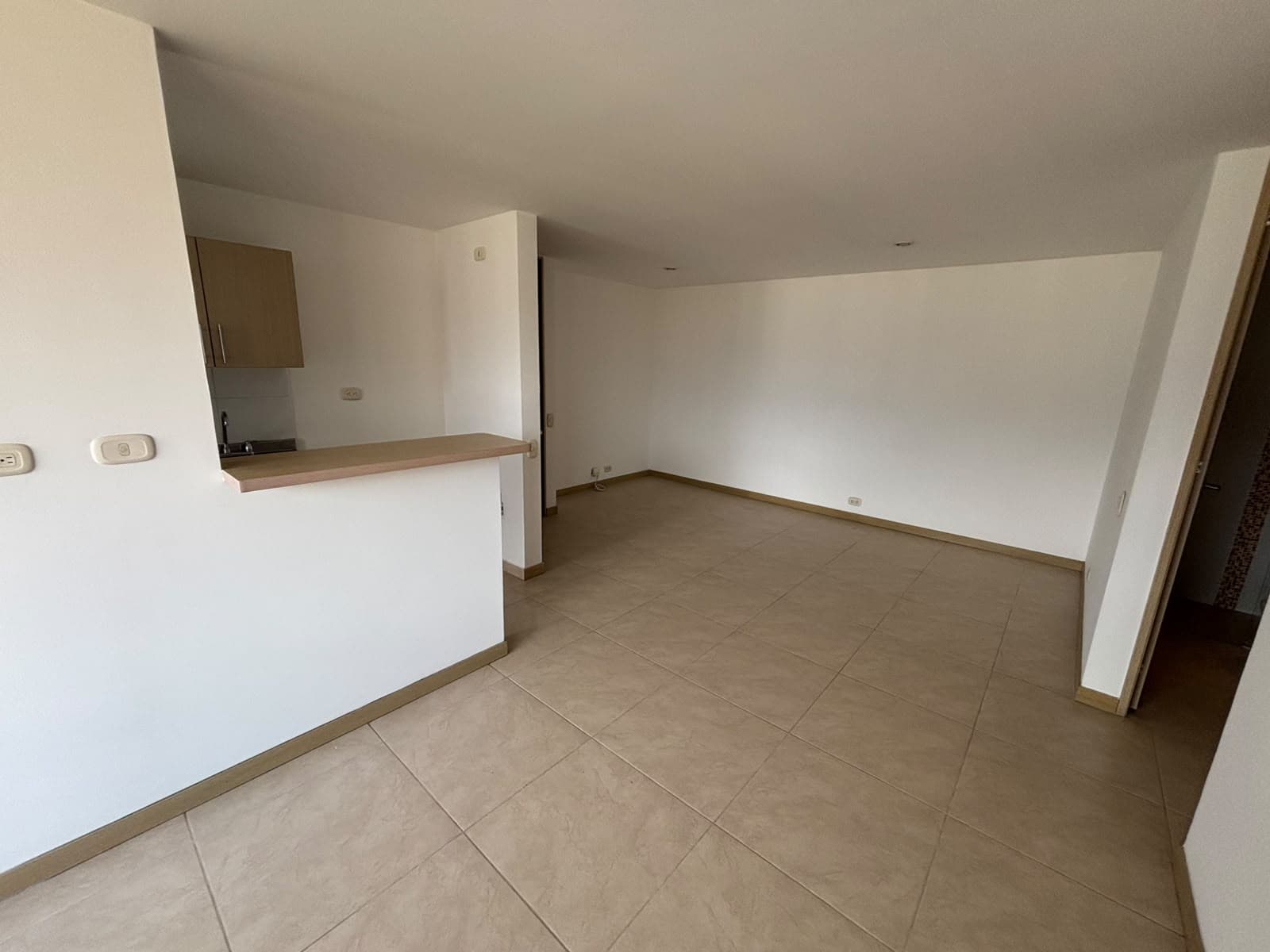 Apartamento en arriendo en Itagui — foto 3 de 15