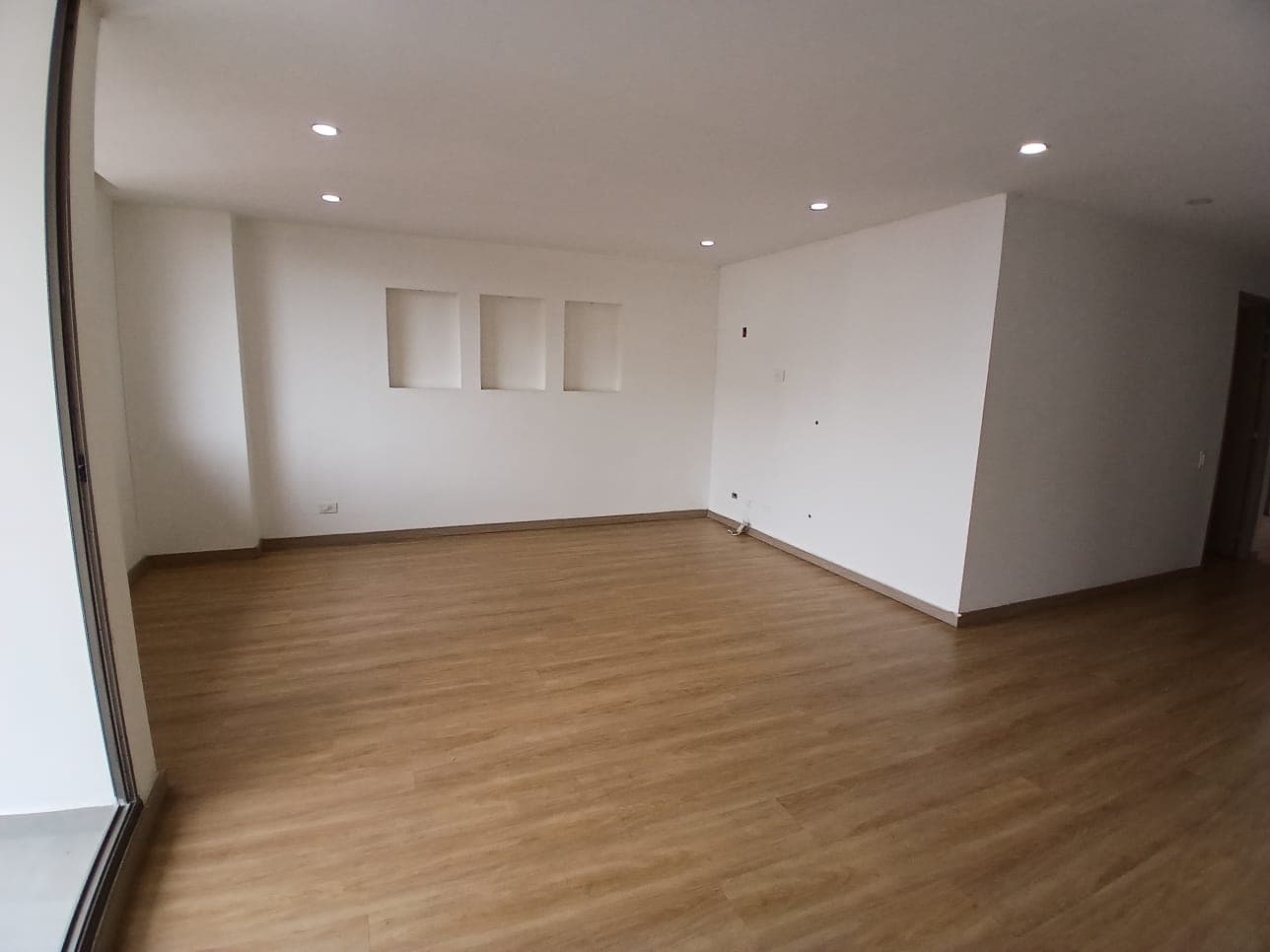 Apartamento en arriendo en Los Conquistadores, Laureles, Medellín — foto 4 de 19