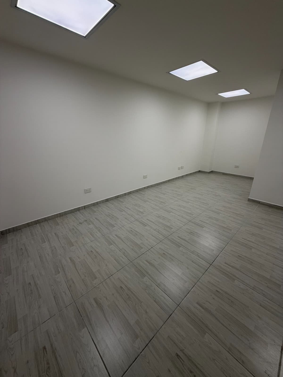 Local en arriendo en Ciudad del Rio, Medellín — foto 2 de 12