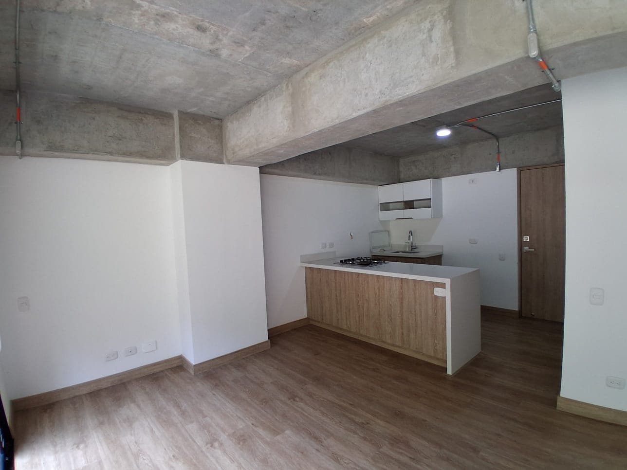 Apartaestudio en arriendo en El Retiro — foto 2 de 11