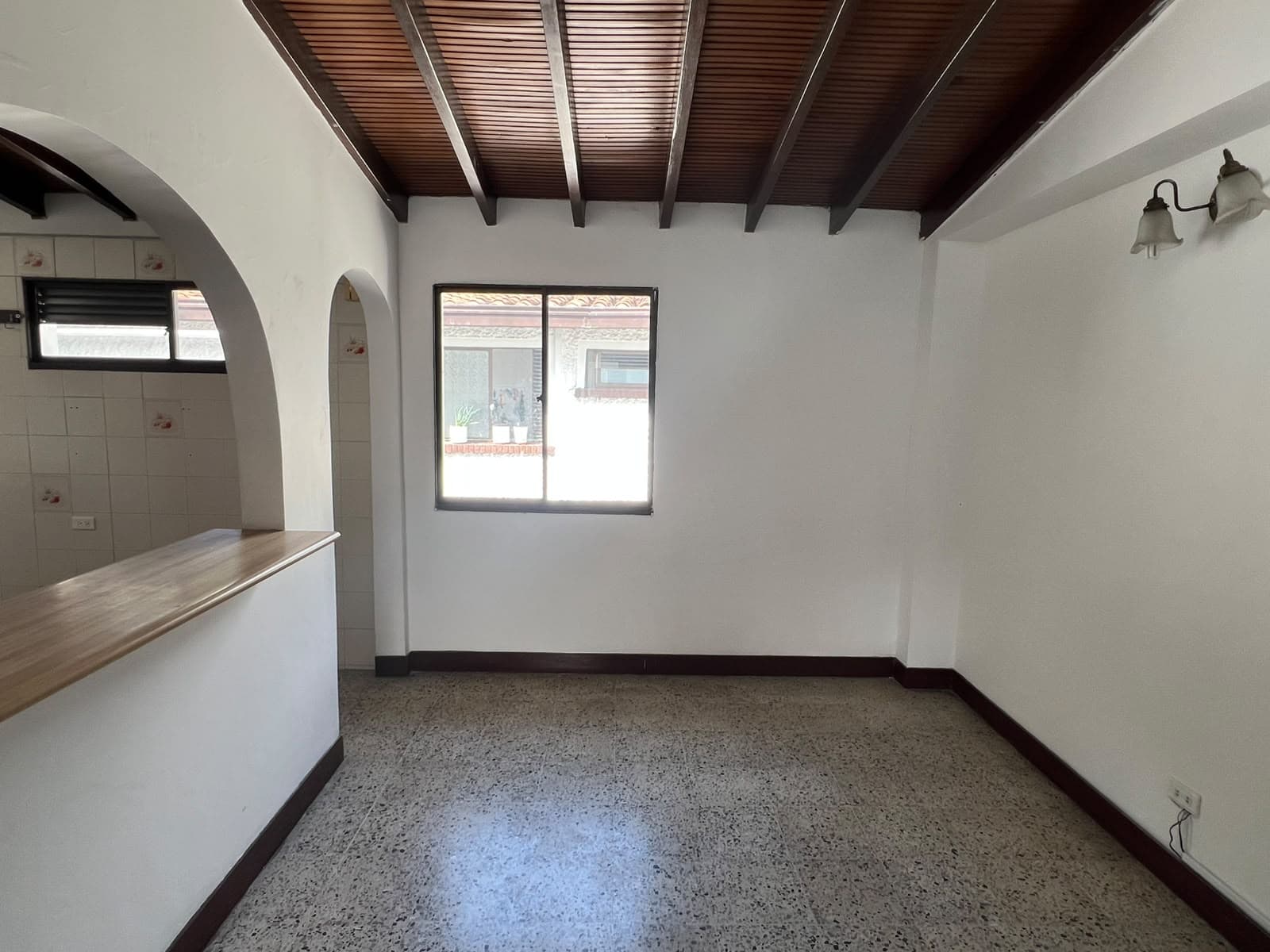 Apartamento en arriendo en Los Colores, Laureles, Medellín — foto 4 de 16