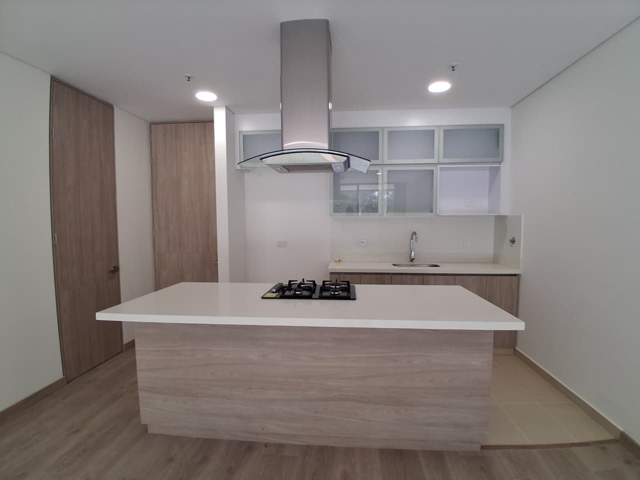 Apartamento en arriendo en El Retiro — foto 1 de 20