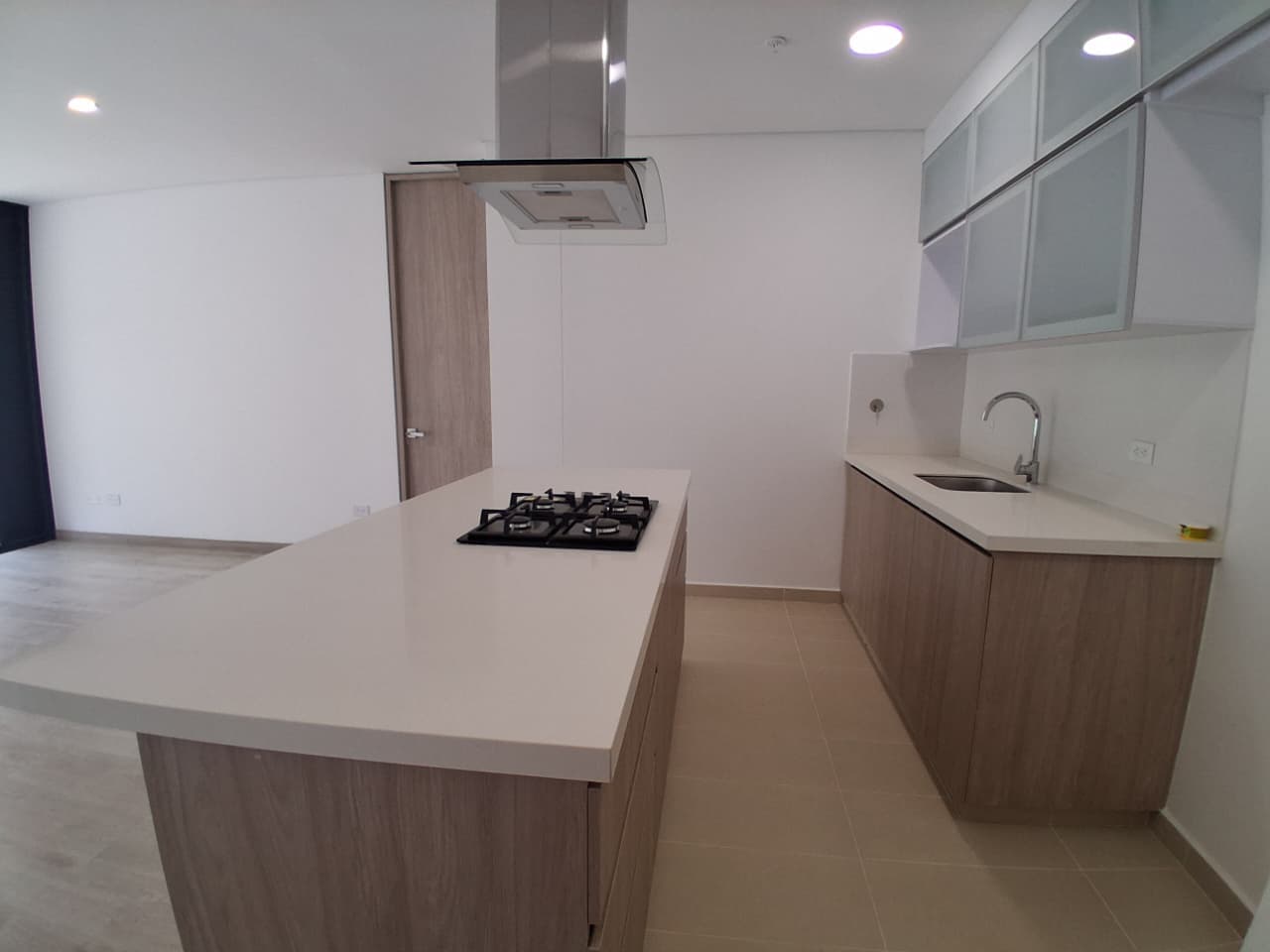 Aparta Suite en arriendo en El Retiro — foto 3 de 20