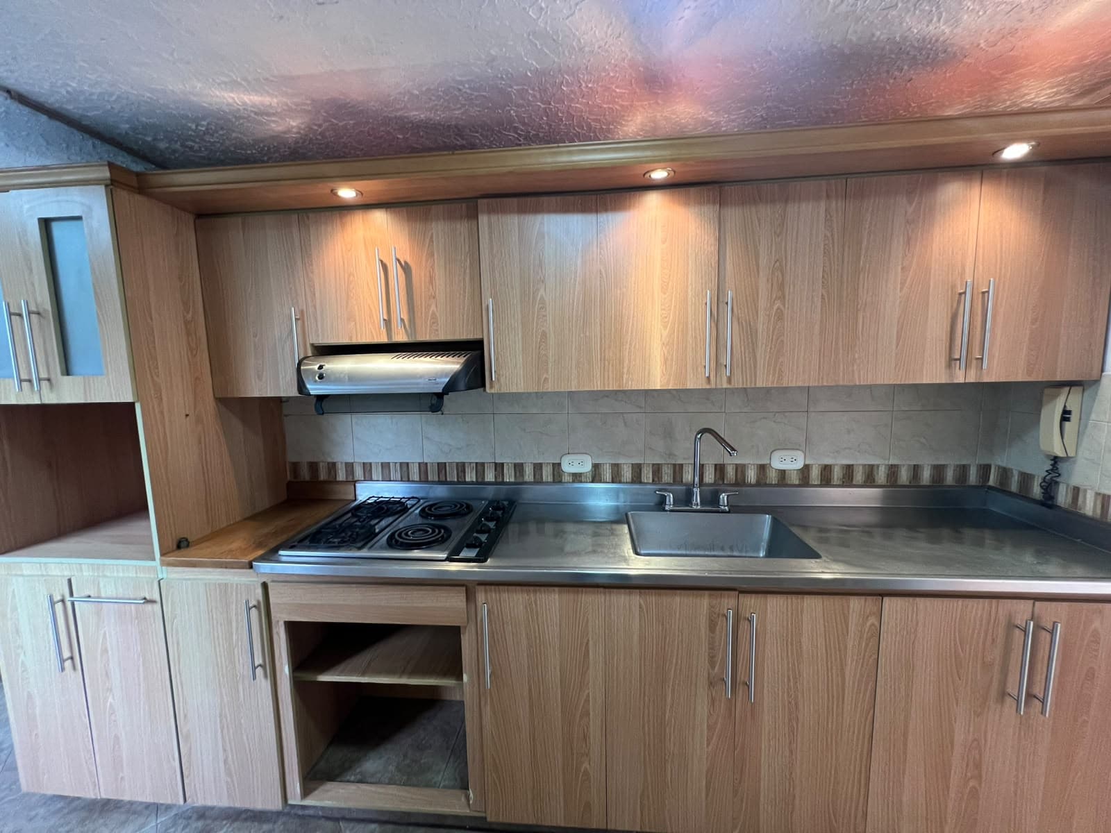 Apartamento en arriendo en Almeria, Laureles, Medellín — foto 1 de 15
