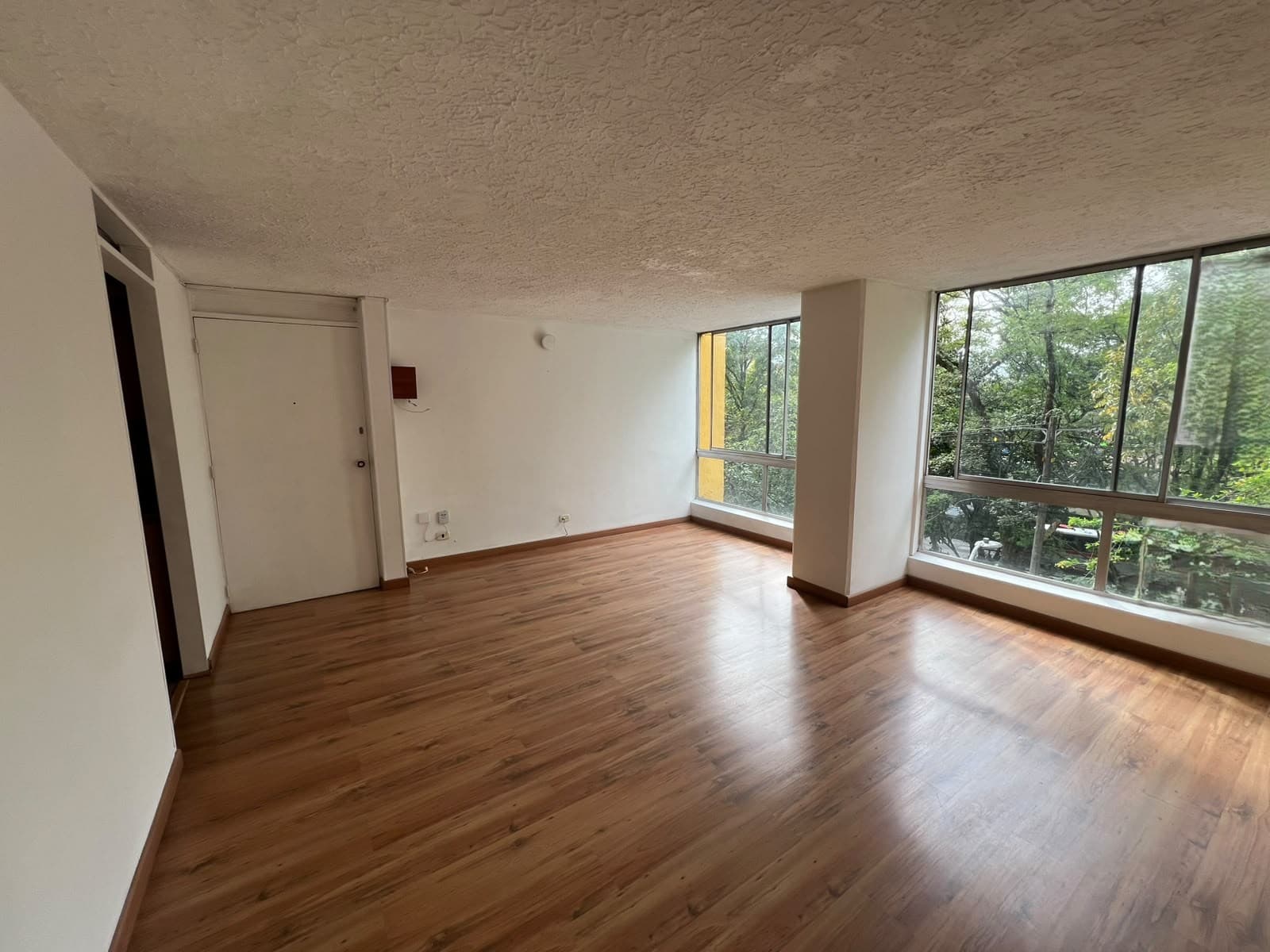 Apartamento en arriendo en Almeria, Laureles, Medellín — foto 3 de 15