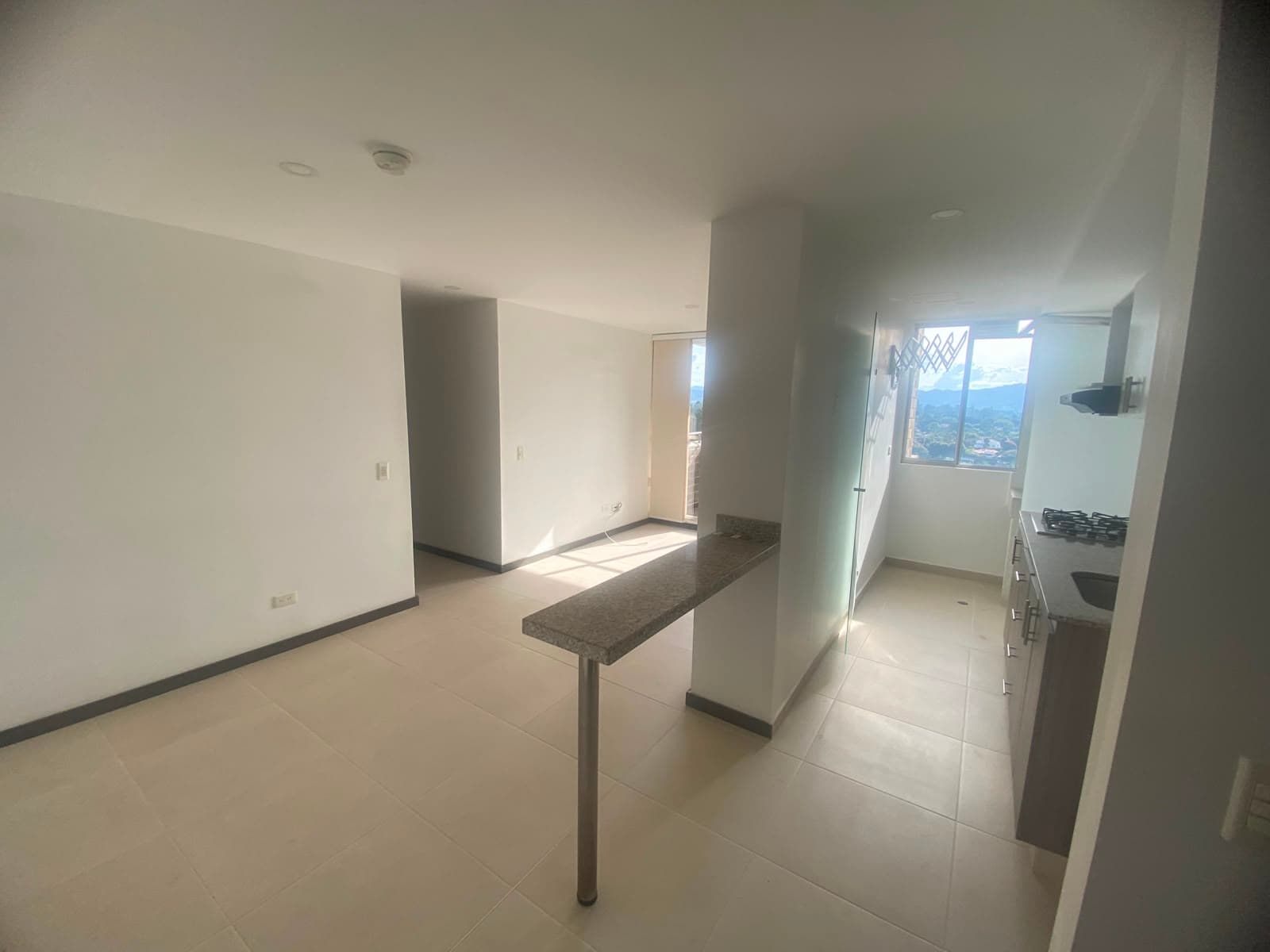 Apartamento en arriendo en Rionegro — foto 2 de 14