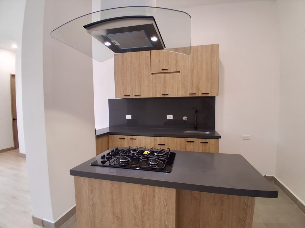 Apartamento en arriendo en El Retiro — foto 1 de 14