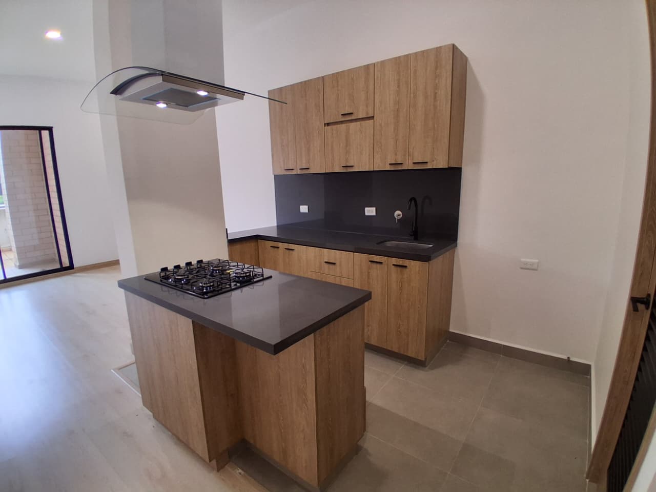 Apartamento en arriendo en El Retiro — foto 3 de 14
