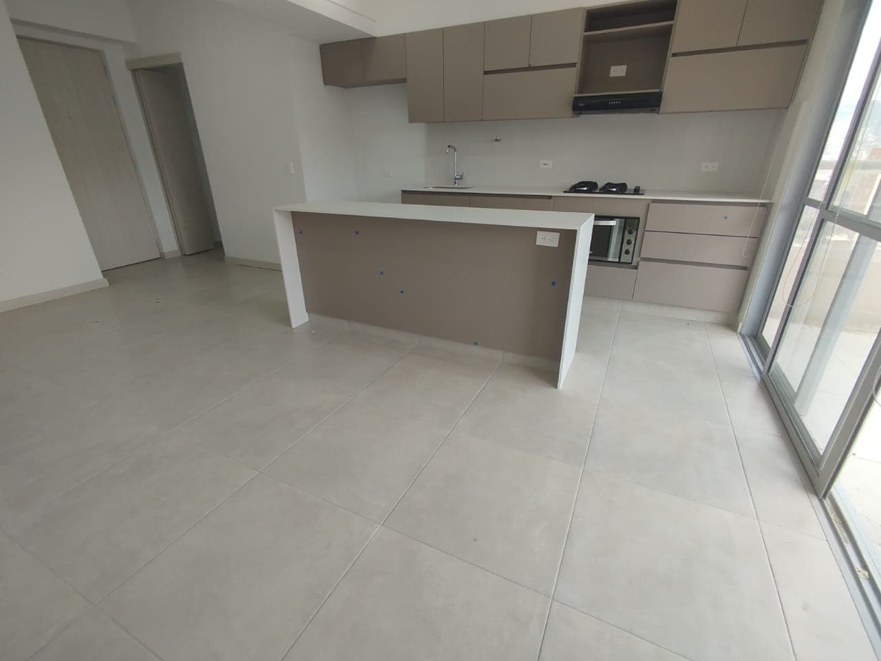 Apartamento en arriendo en Maria Auxiliadora, Sabaneta — foto 1 de 16