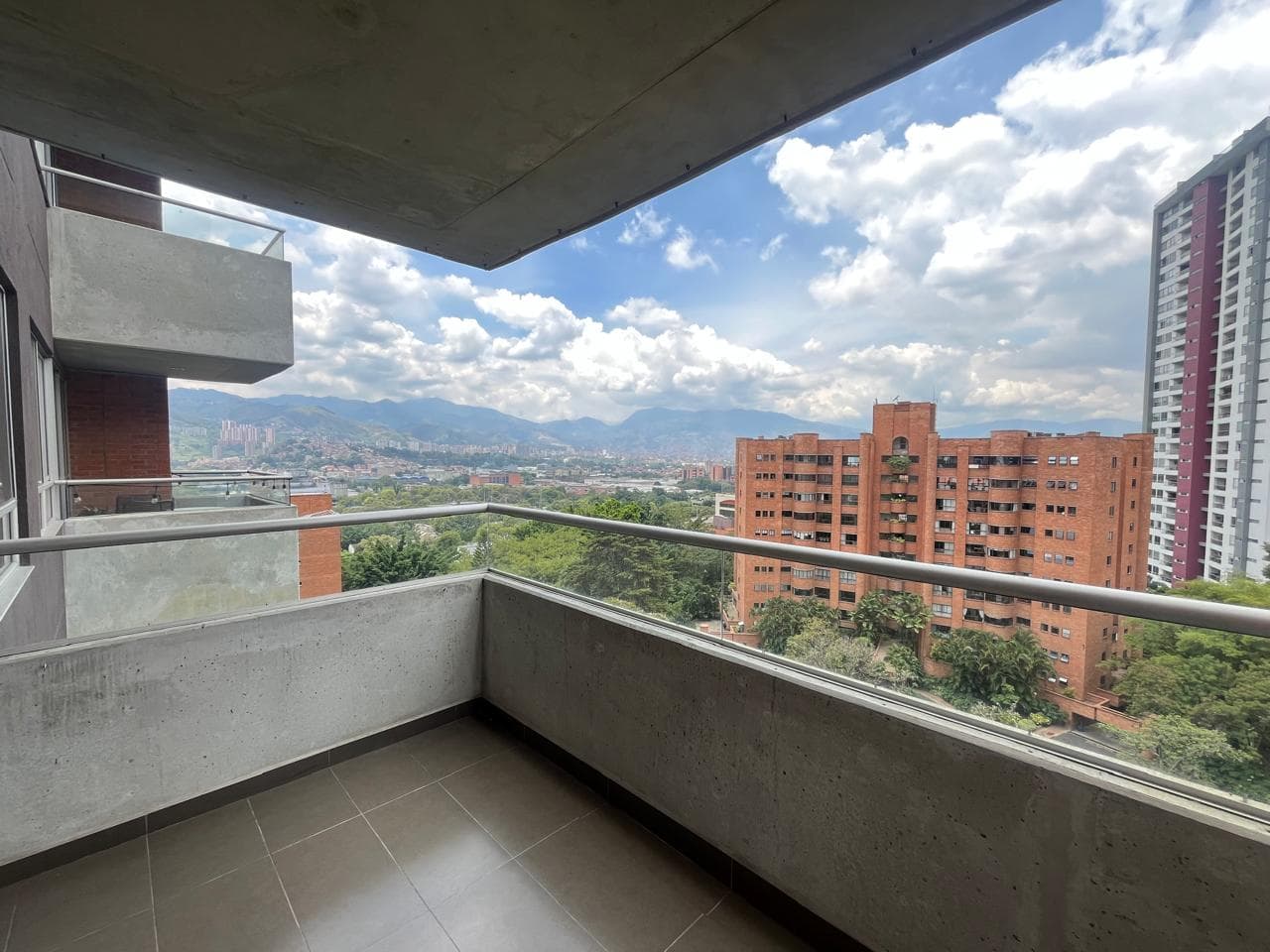 Apartamento en arriendo en Santa María de los Ángeles, Poblado, Medellín — foto 5 de 20