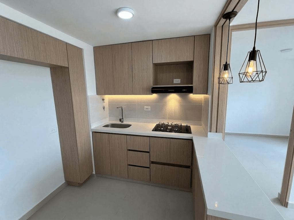 Apartamento en arriendo en Calasanz Parte Alta, La America, Medellín — foto 1 de 13