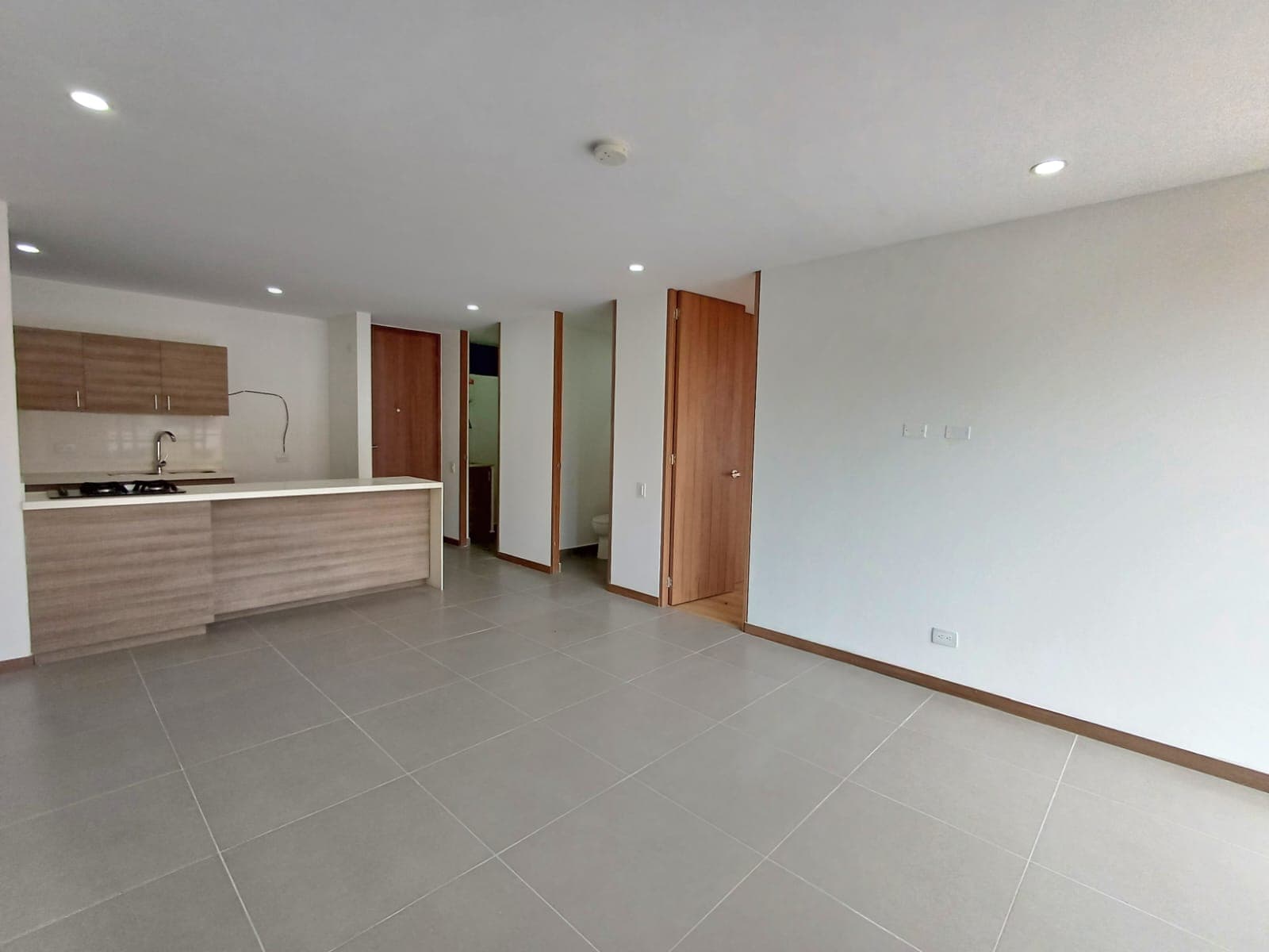 Apartamento en arriendo en El Escobero, Envigado — foto 3 de 19