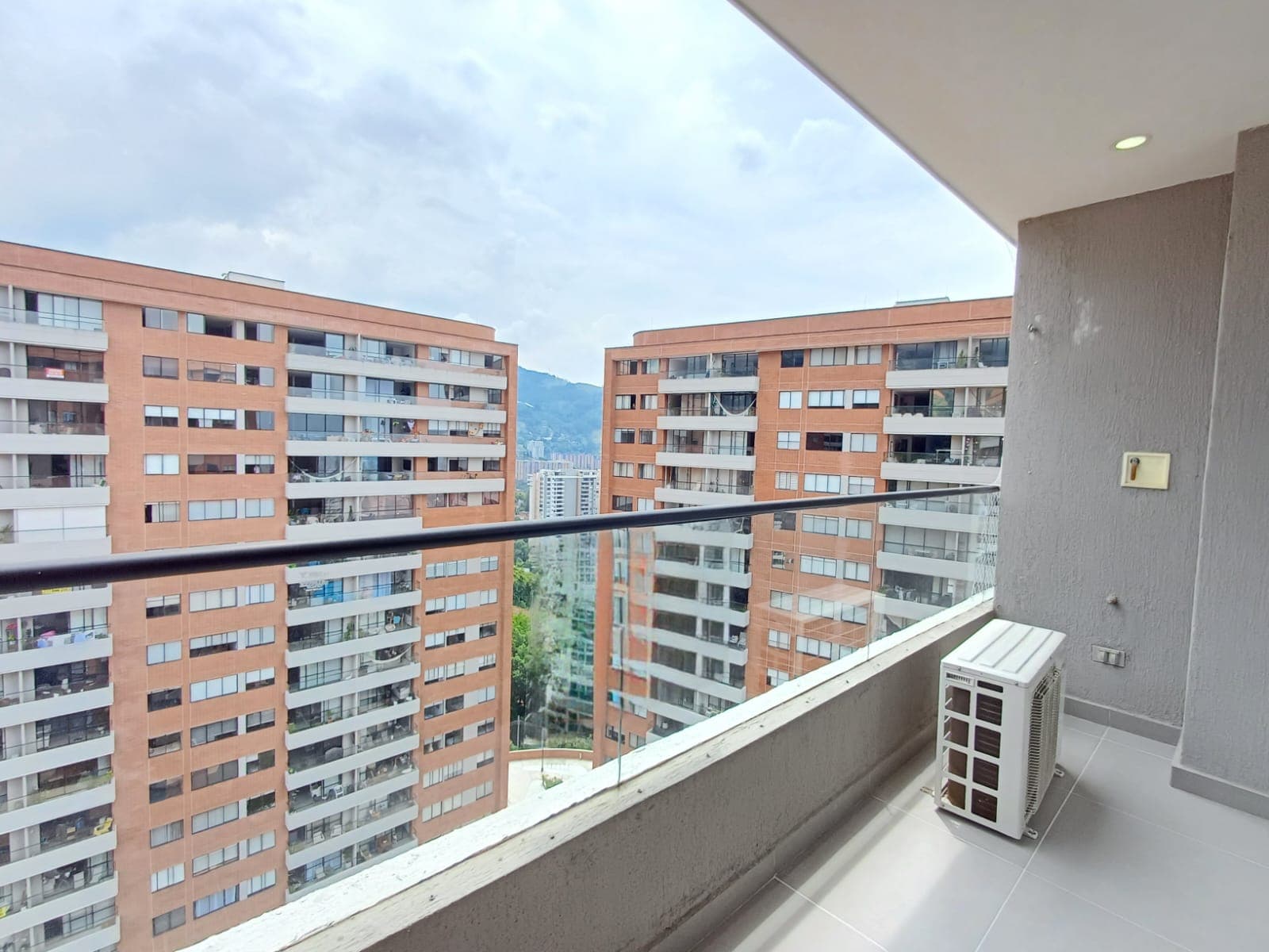 Apartamento en arriendo en El Escobero, Envigado — foto 4 de 19