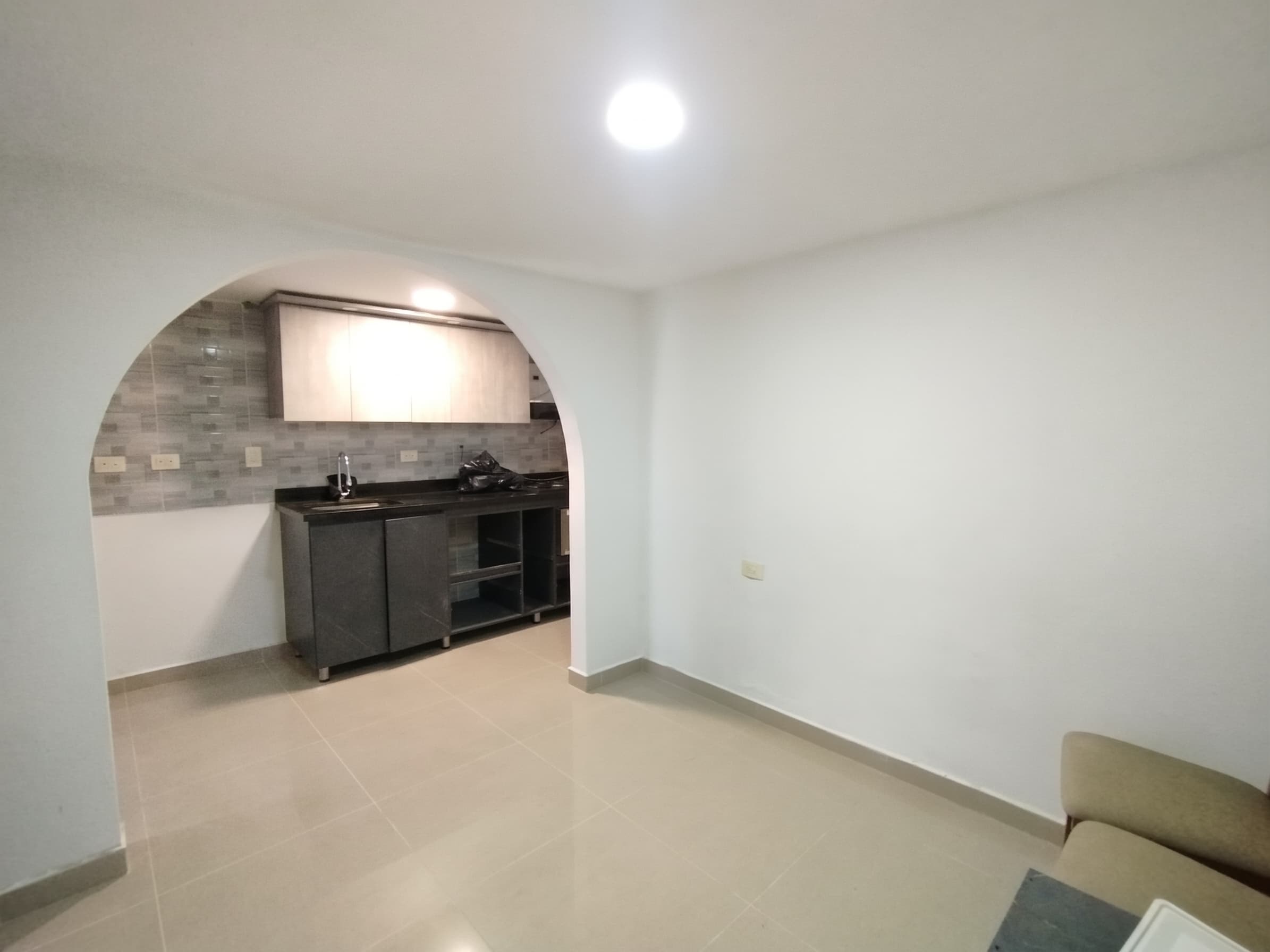 Apartamento en arriendo en Guayabal, Itagui — foto 2 de 11