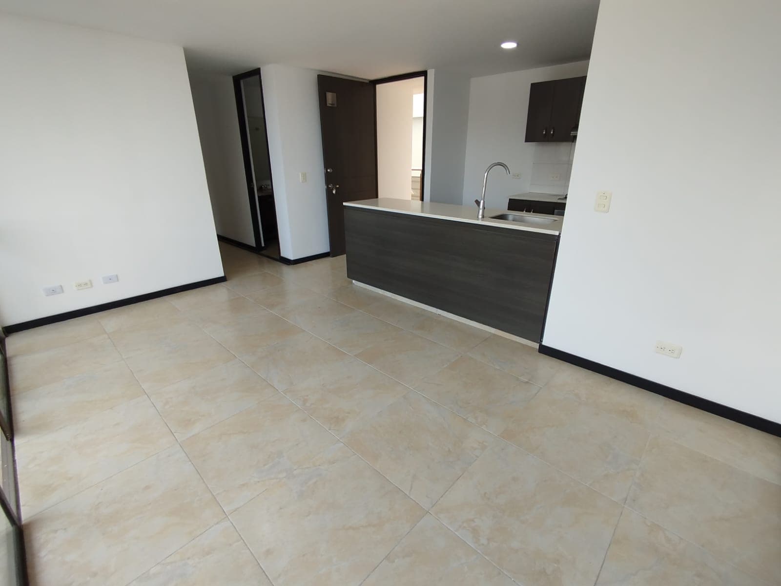 Apartamento en arriendo en Sabaneta — foto 4 de 20