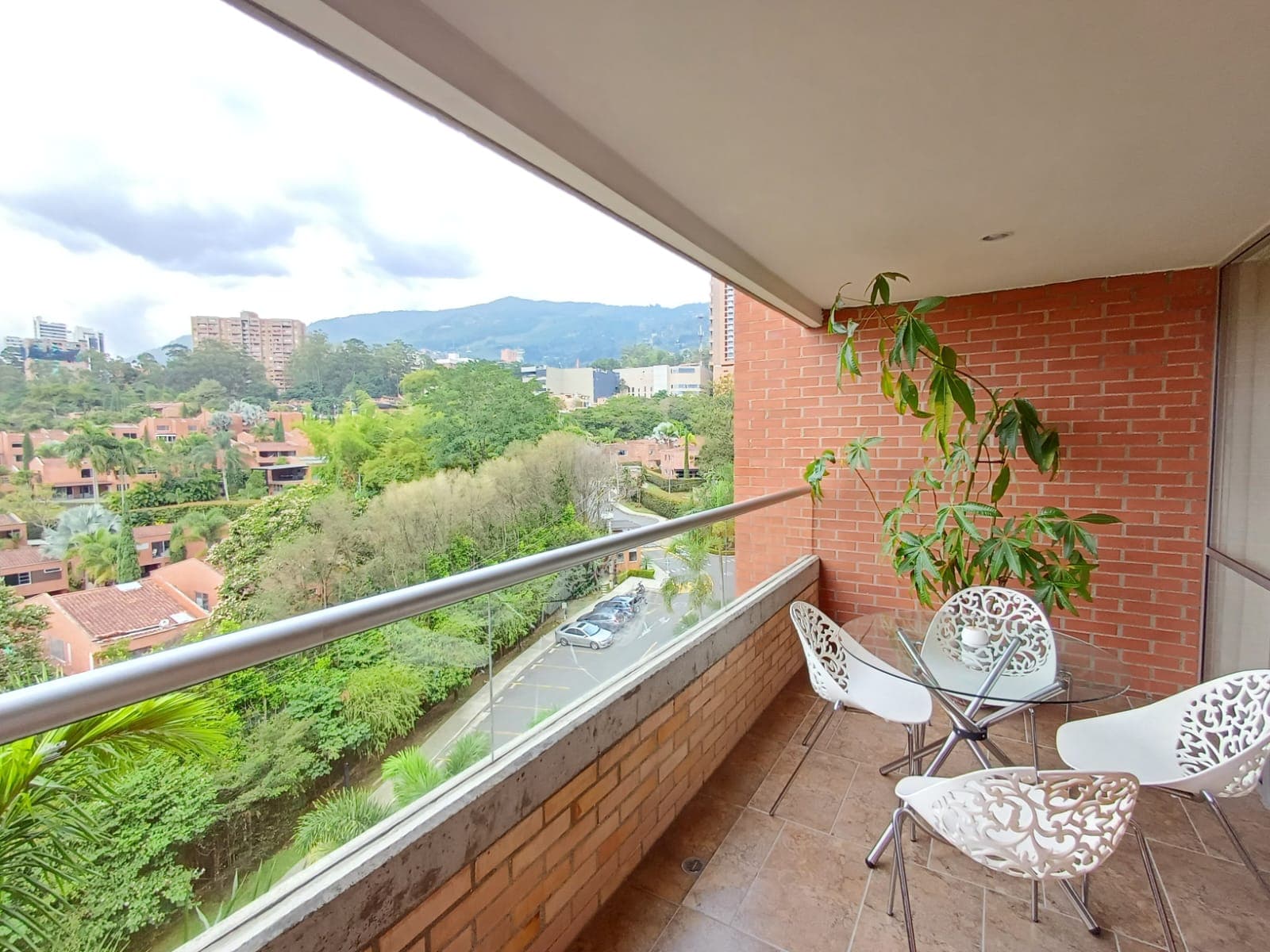 Apartamento en arriendo en Loma Benedictinos, Envigado — foto 3 de 17