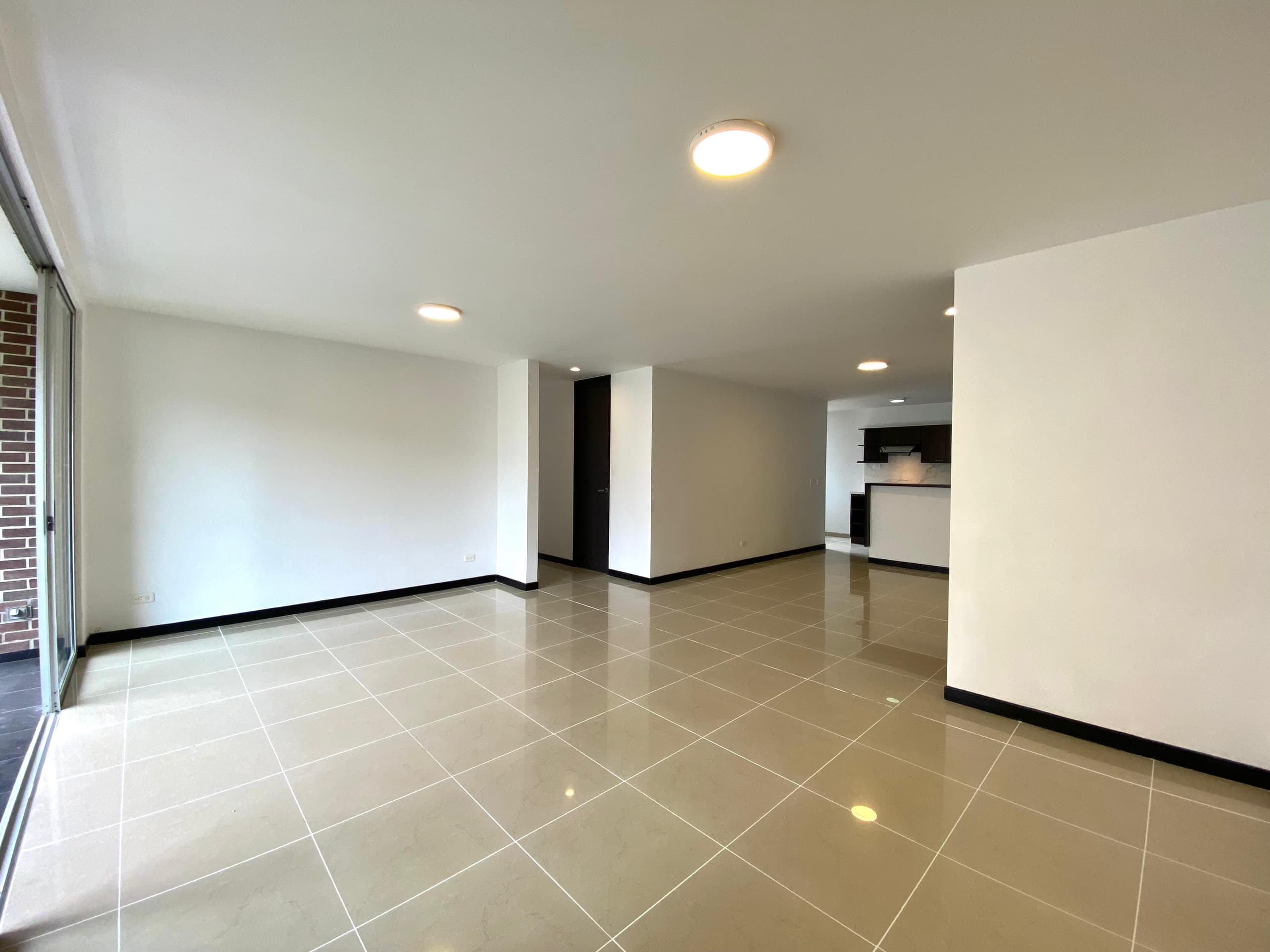 Apartamento en arriendo en Las Santas, Poblado, Medellín — foto 2 de 20