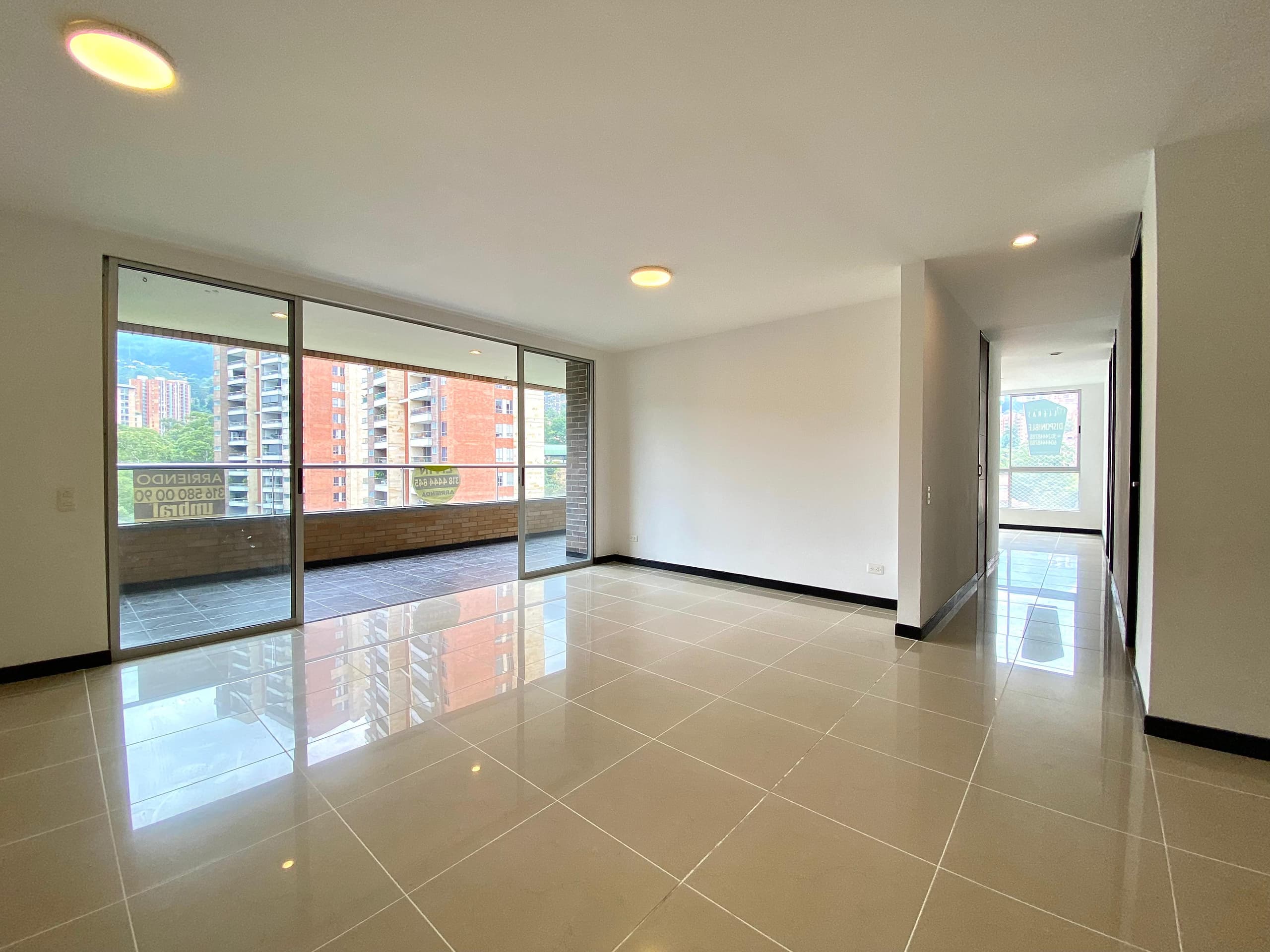 Apartamento en arriendo en Las Santas, Poblado, Medellín — foto 3 de 20