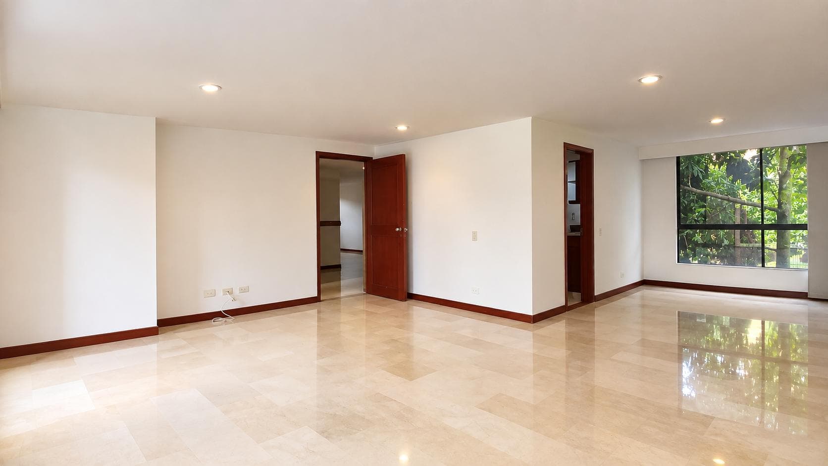 Apartamento en arriendo en La Frontera M, Poblado, Medellín — foto 2 de 20
