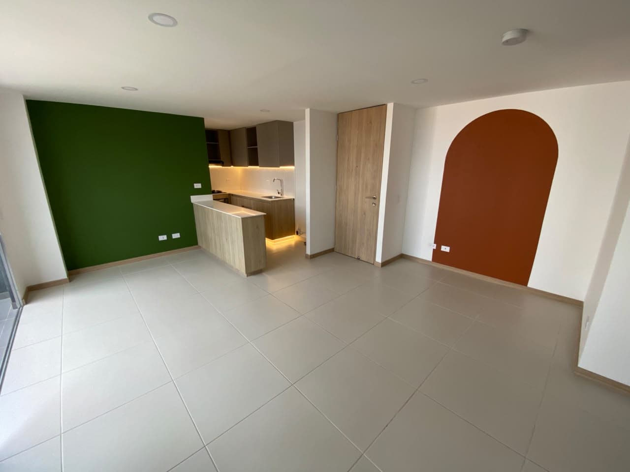 Apartamento en arriendo en Aves Maria, Sabaneta — foto 3 de 13