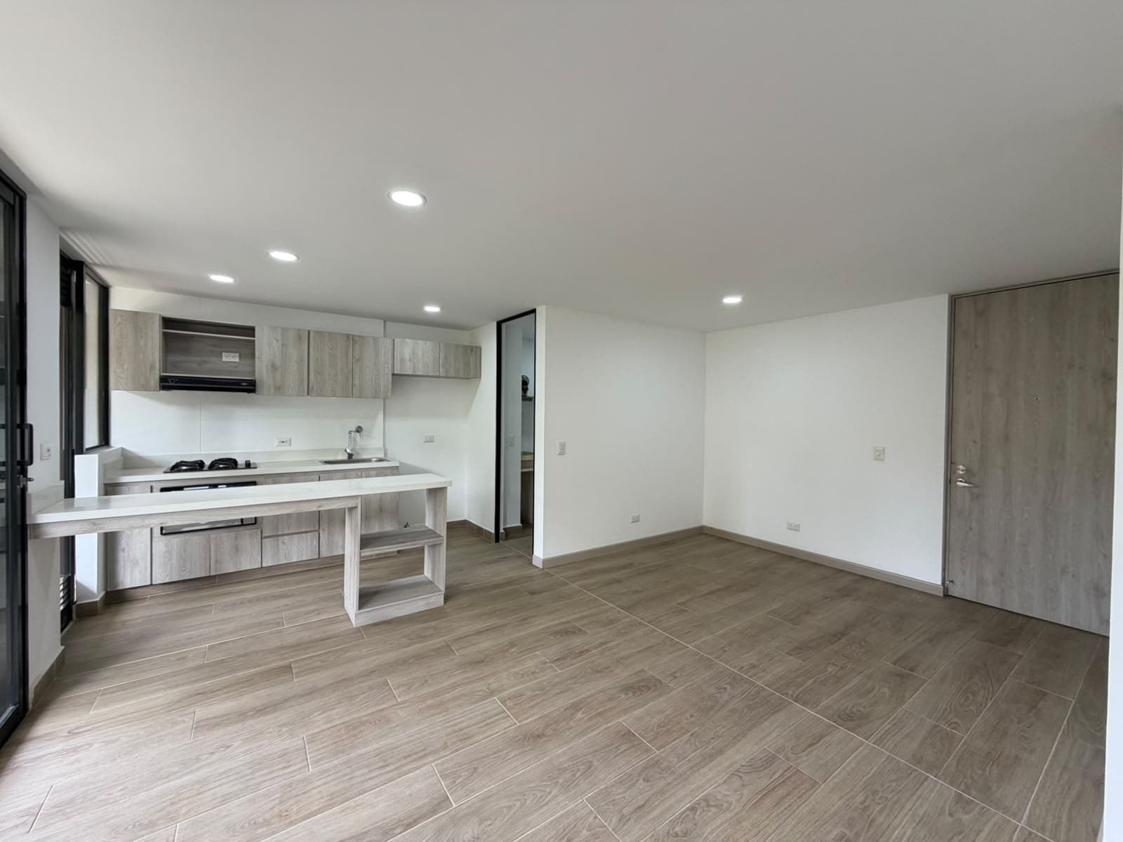 Apartamento en arriendo en El Retiro Campestre — foto 2 de 13