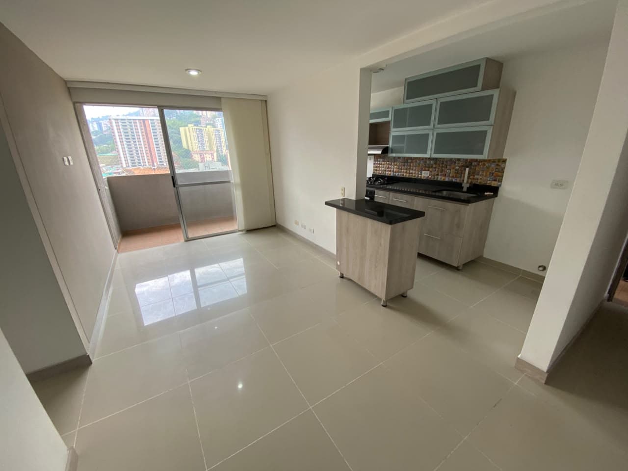 Apartamento en arriendo en Mayorca, Envigado — foto 3 de 20