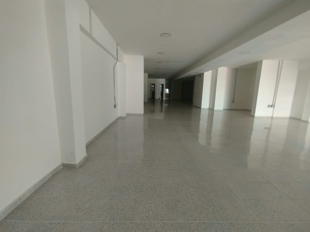 Local en arriendo en Laureles, Medellín — foto 4 de 12